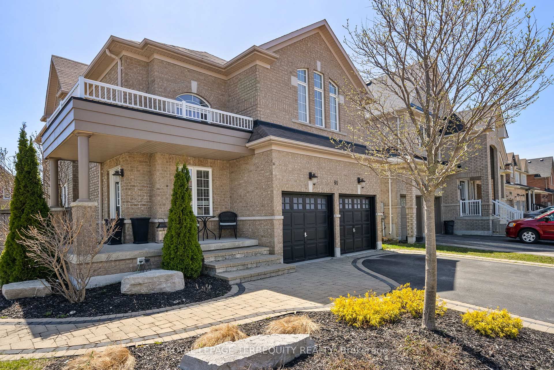 Photo 2 of 91 Remmington Street, Clarington, Bowmanville — HOMEH