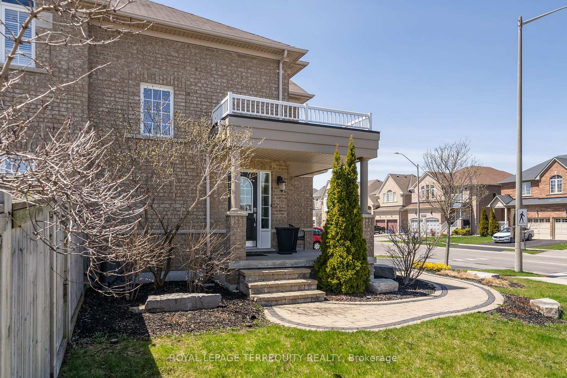 Photo 6 of 91 Remmington Street, Clarington, Bowmanville — HOMEH