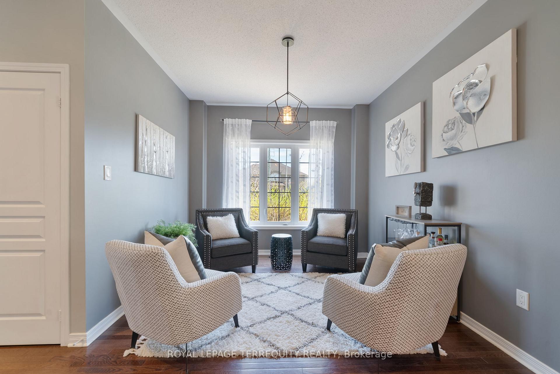 Photo 11 of 91 Remmington Street, Clarington, Bowmanville — HOMEH