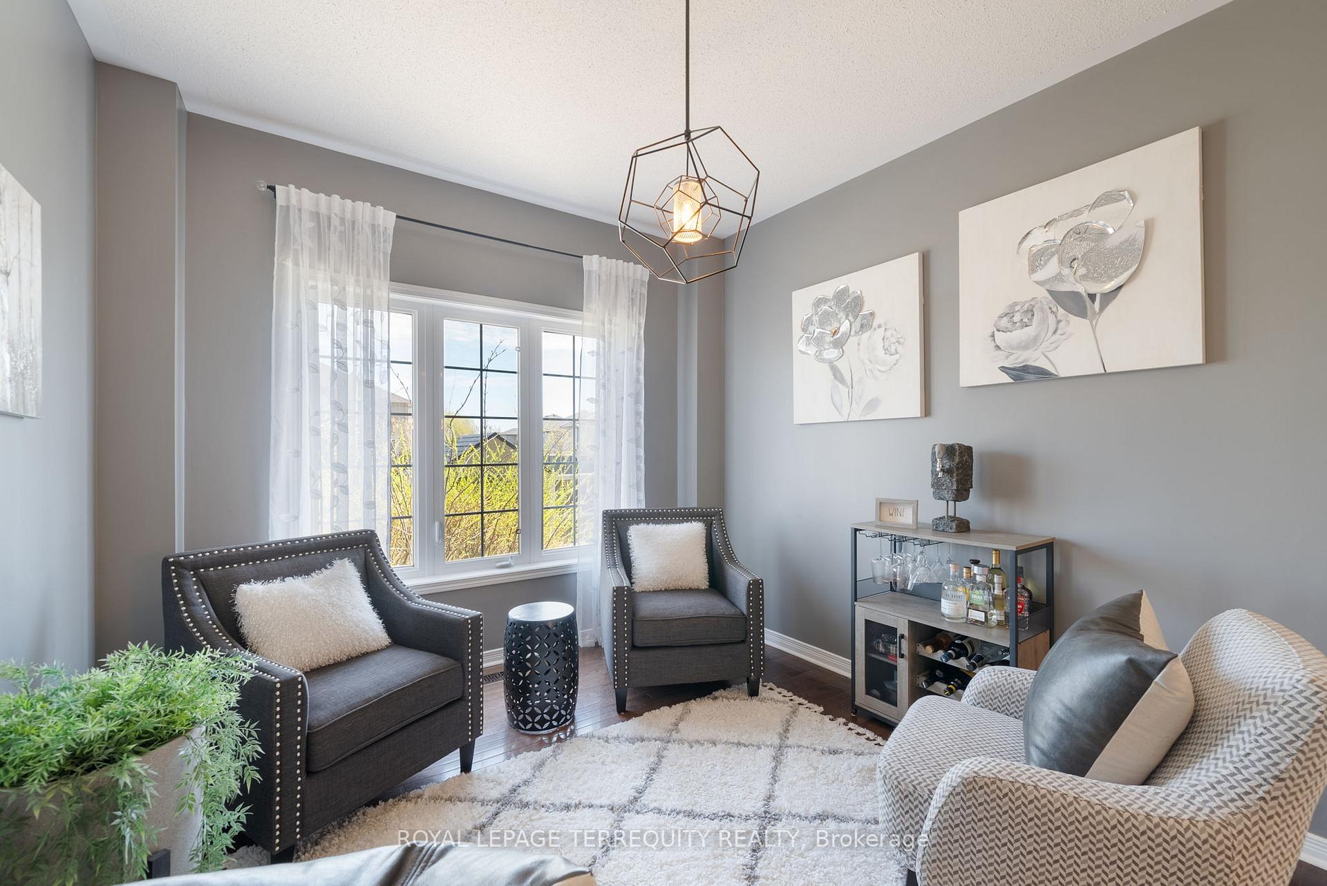 Photo 12 of 91 Remmington Street, Clarington, Bowmanville — HOMEH