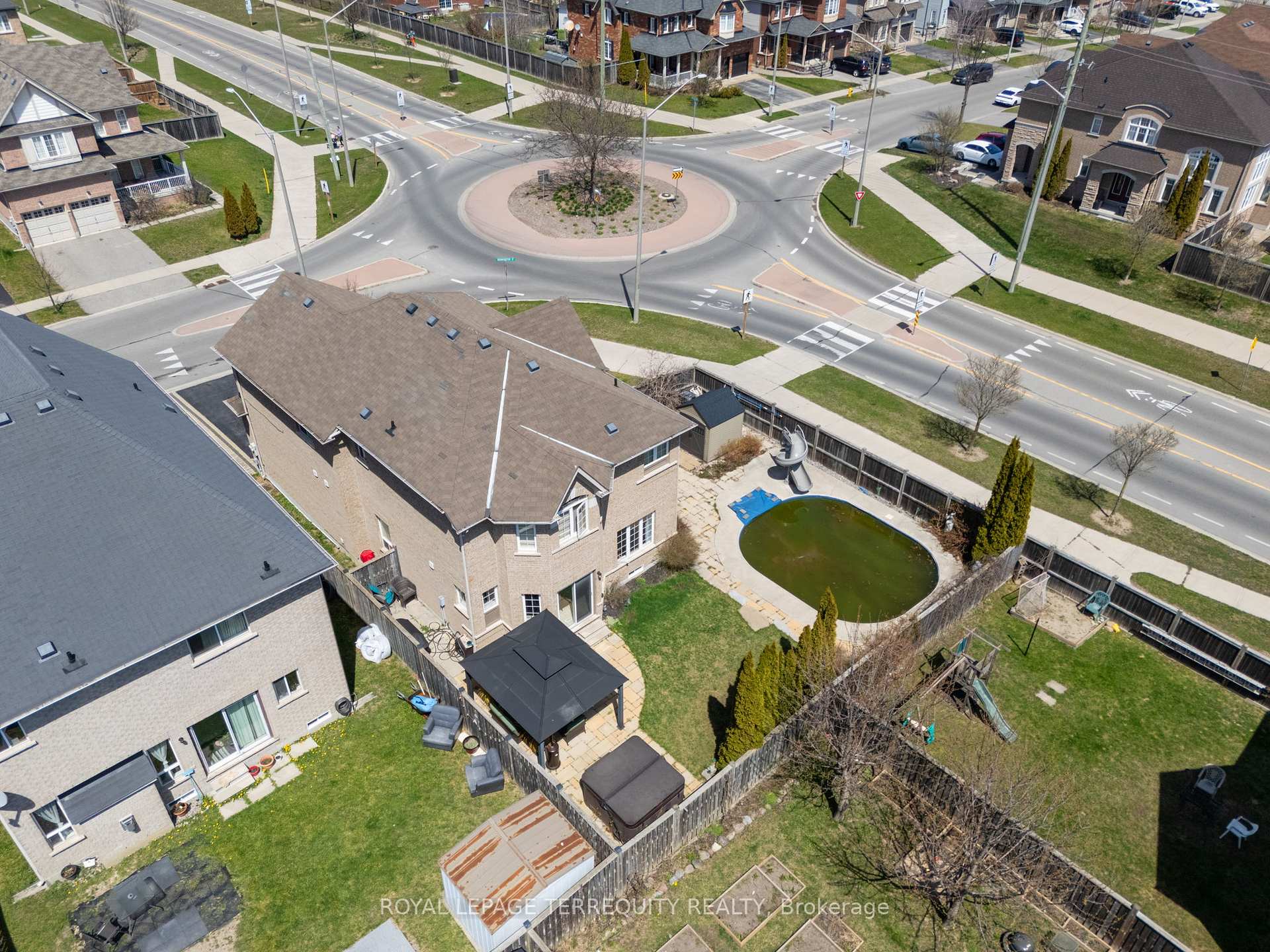 Photo 40 of 91 Remmington Street, Clarington, Bowmanville — HOMEH