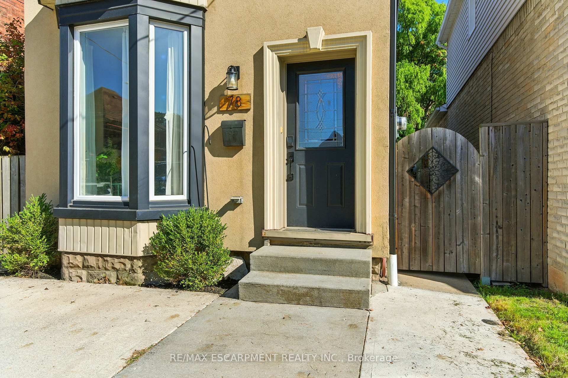 Photo 2 of 78 Oak Avenue, Hamilton, Landsdale — HOMEH