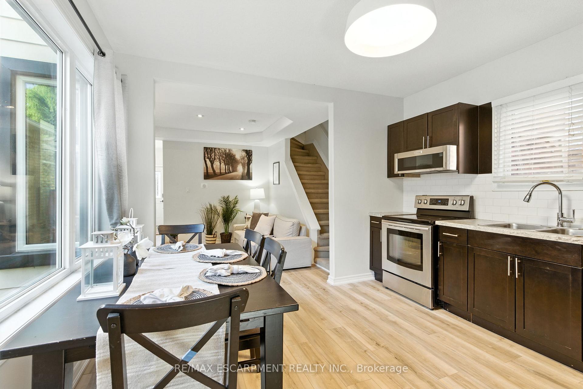 Photo 14 of 78 Oak Avenue, Hamilton, Landsdale — HOMEH