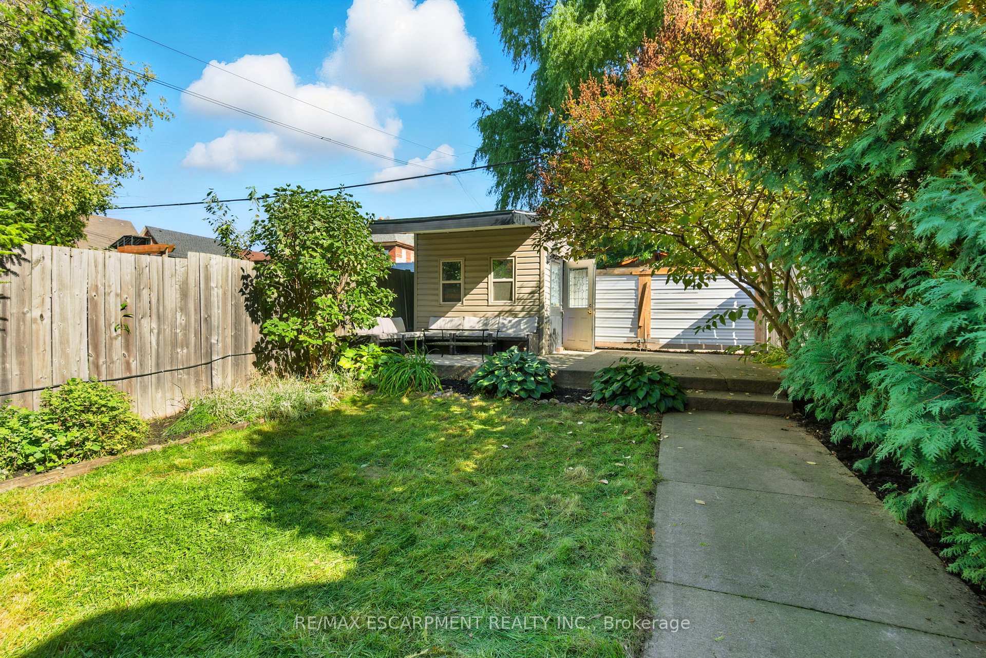 Photo 32 of 78 Oak Avenue, Hamilton, Landsdale — HOMEH