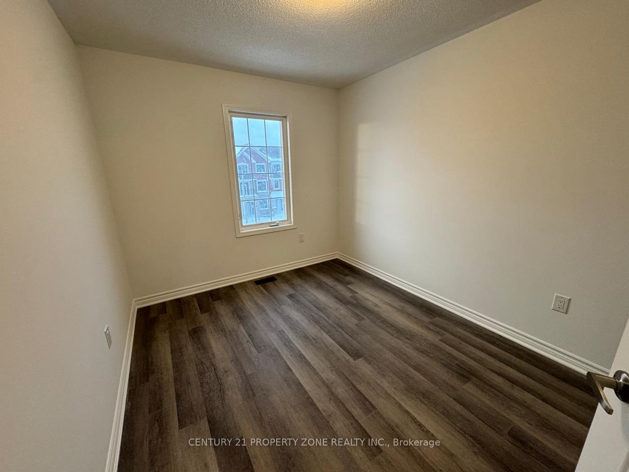 Photo 14 of Unit 30, 353 Tim Manley Avenue, Caledon, Rural Caledon — HOMEH