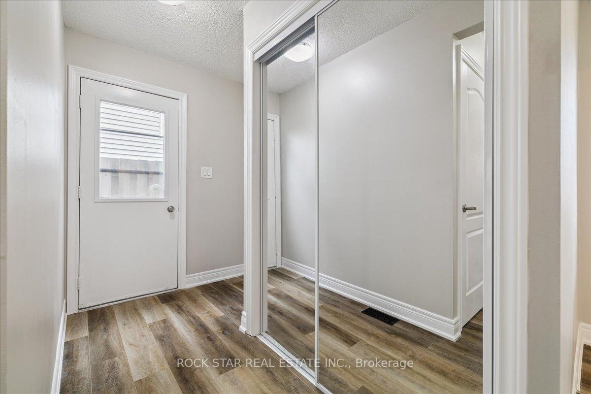 Photo 6 of 61 Adis Avenue, Hamilton, Gurnett — HOMEH