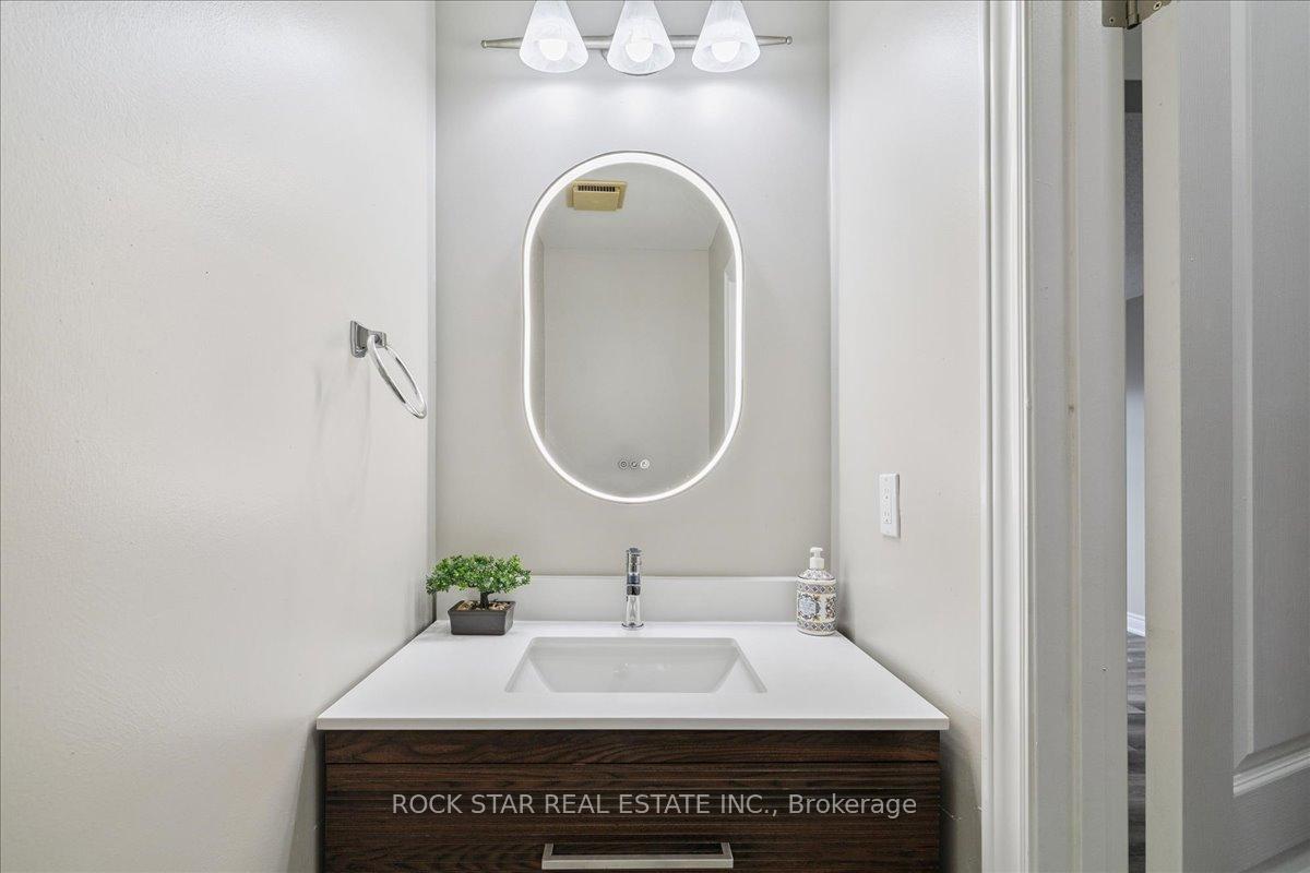 Photo 18 of 61 Adis Avenue, Hamilton, Gurnett — HOMEH