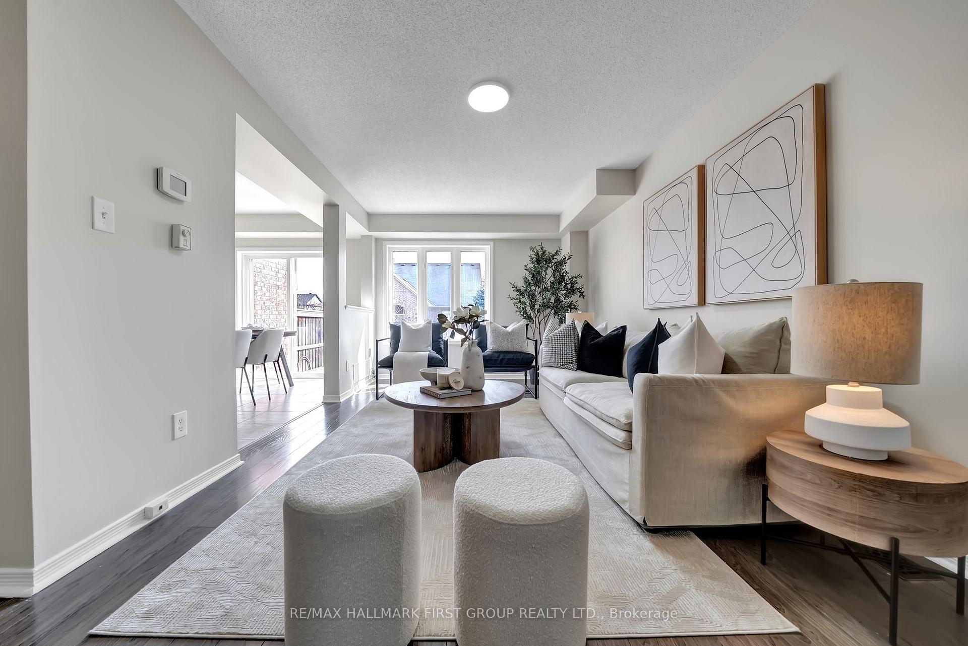 Photo 12 of 37 Westover Drive, Clarington, Bowmanville — HOMEH