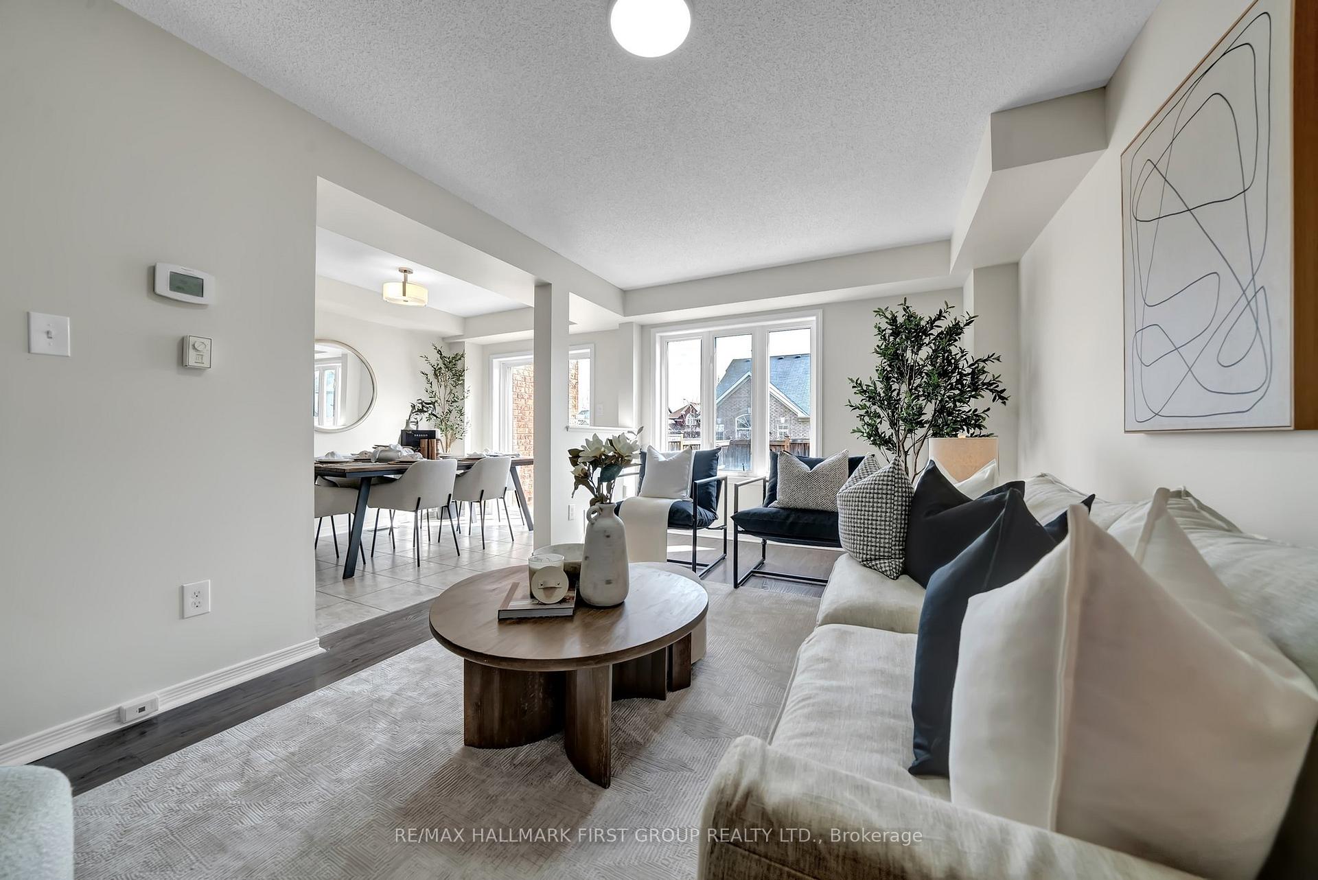 Photo 14 of 37 Westover Drive, Clarington, Bowmanville — HOMEH