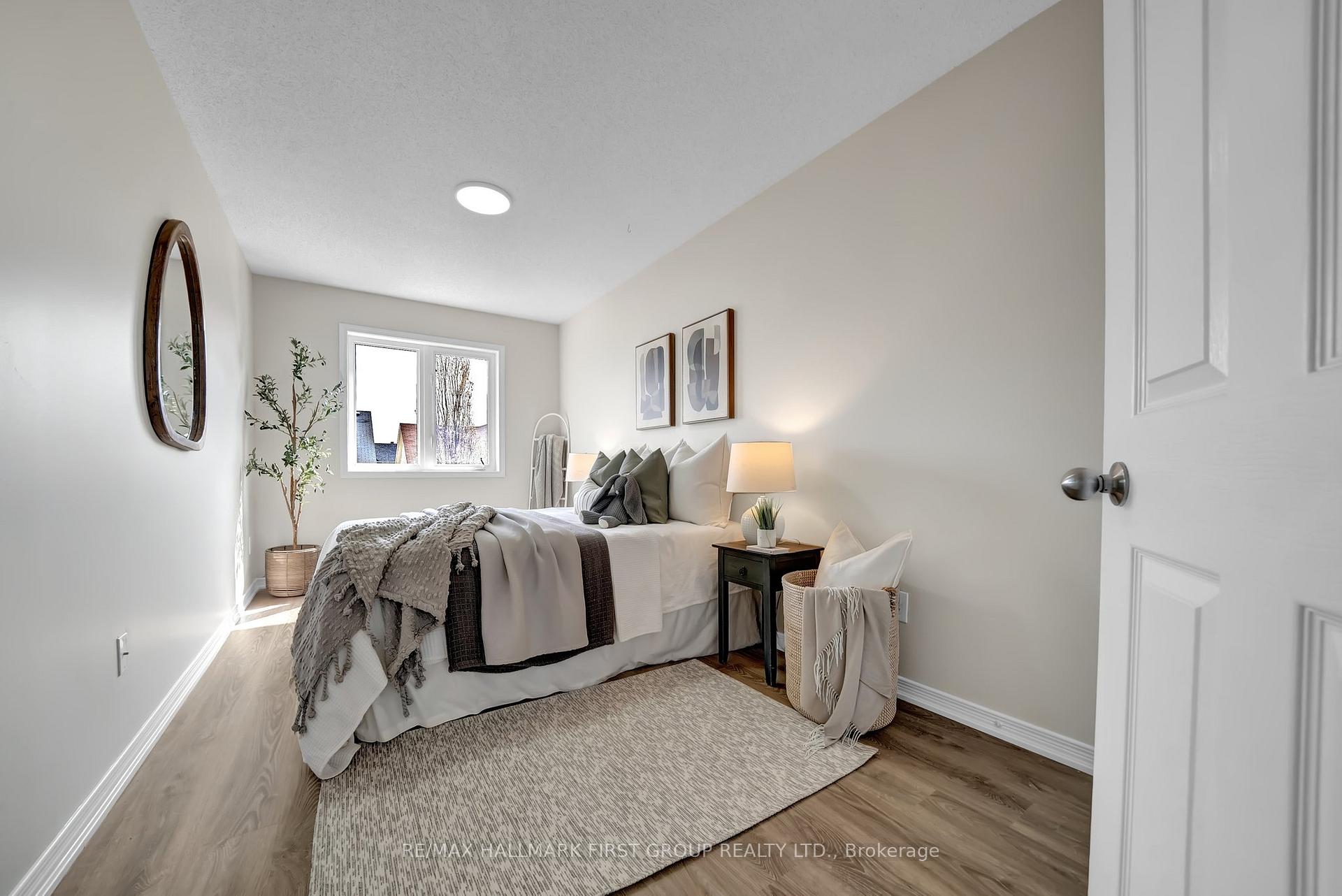 Photo 23 of 37 Westover Drive, Clarington, Bowmanville — HOMEH