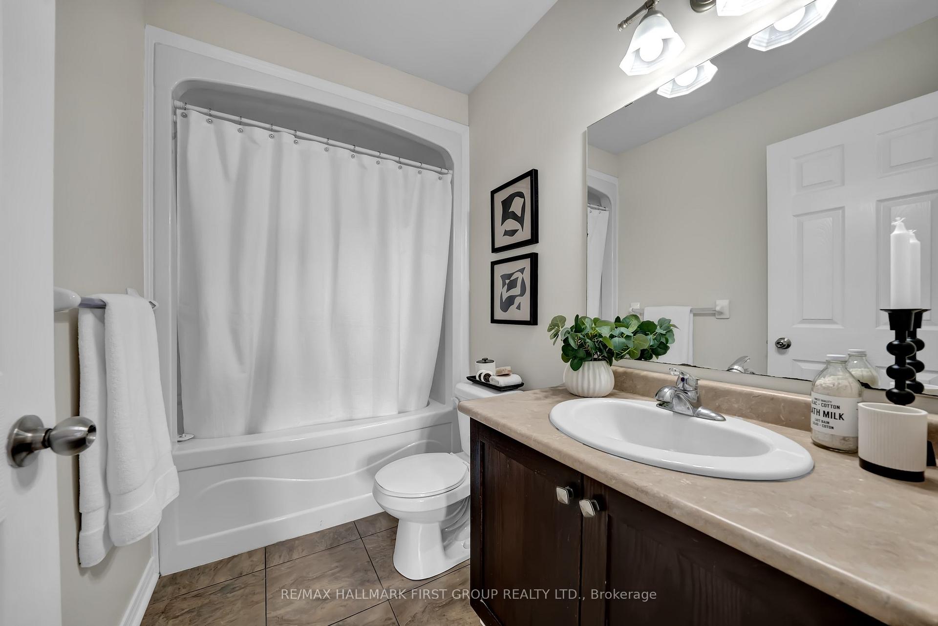 Photo 30 of 37 Westover Drive, Clarington, Bowmanville — HOMEH