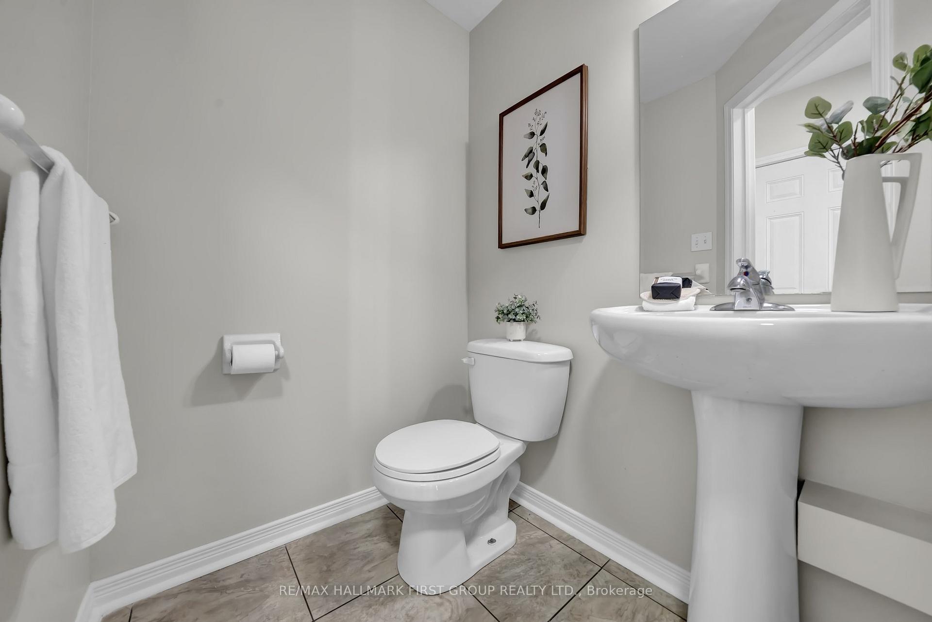 Photo 35 of 37 Westover Drive, Clarington, Bowmanville — HOMEH