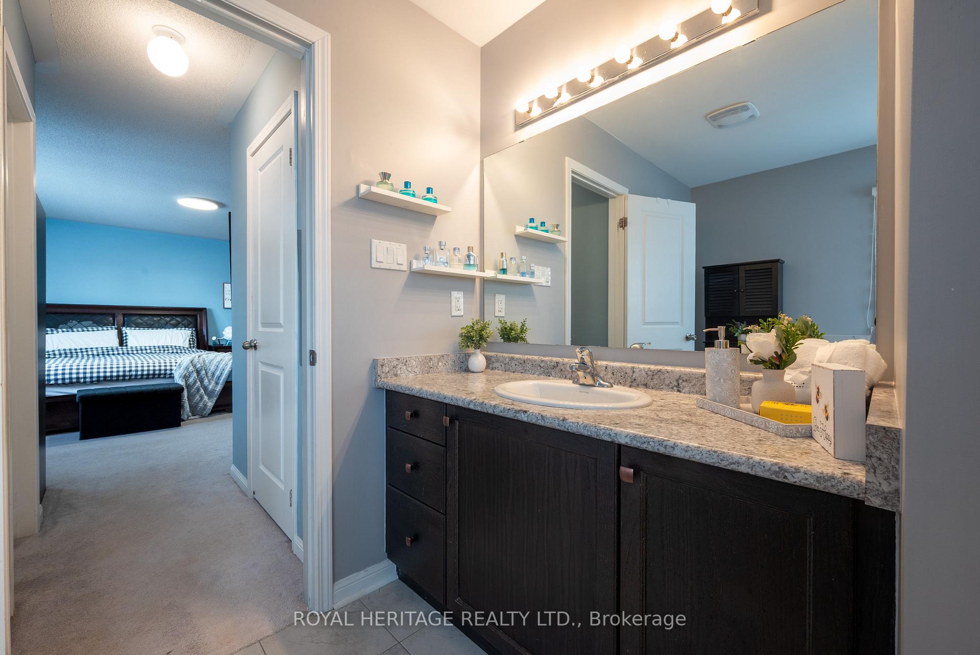 Photo 29 of 51 Henry Smith Avenue, Clarington, Bowmanville — HOMEH