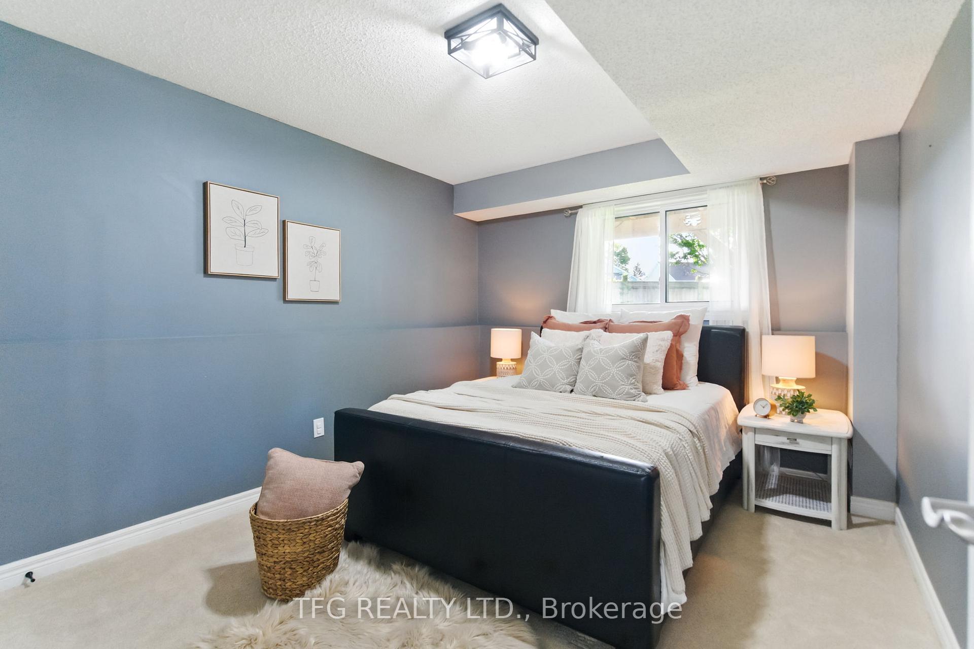 Photo 17 of 52 Barron Court, Clarington, Courtice — HOMEH