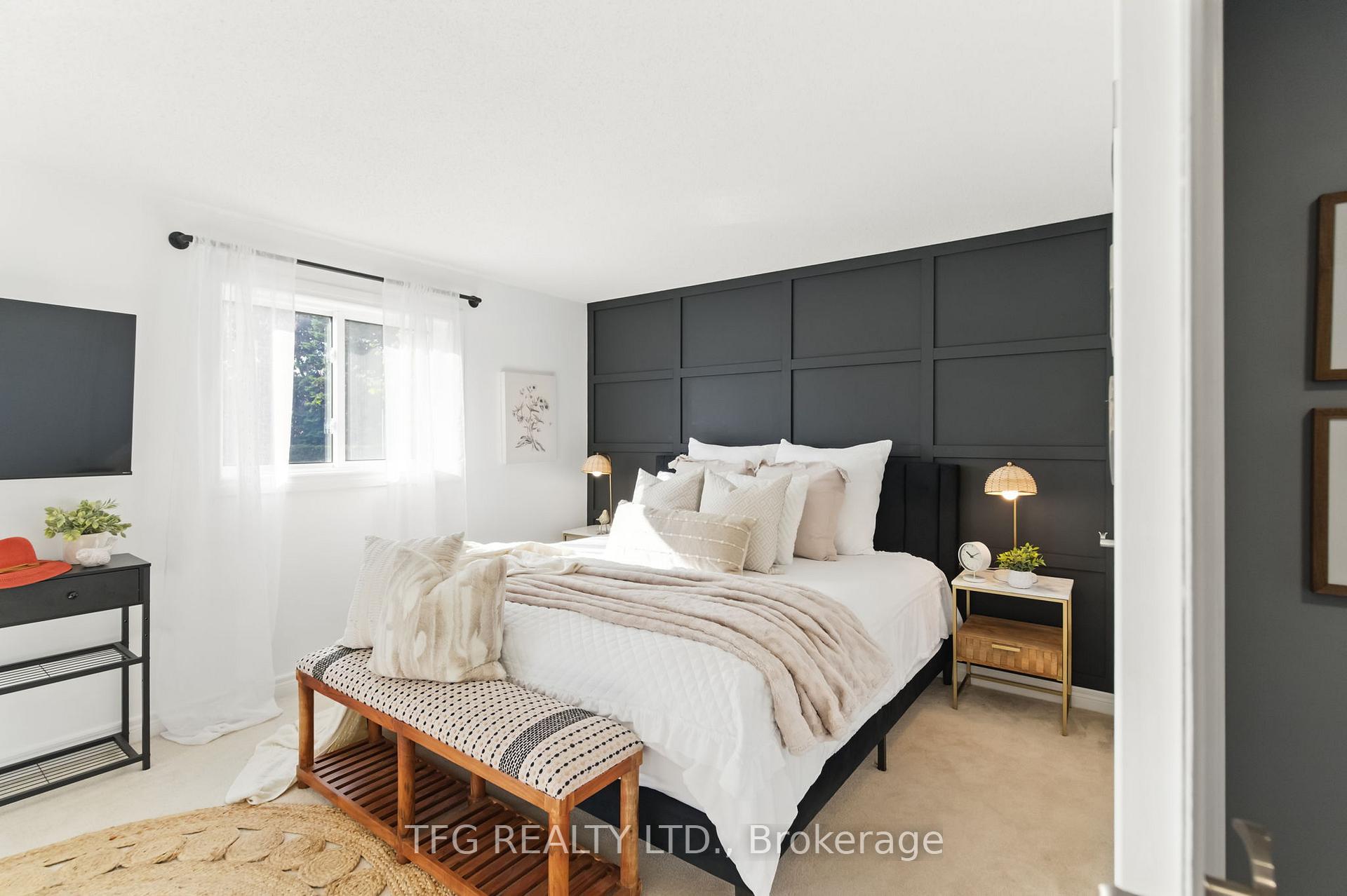 Photo 23 of 52 Barron Court, Clarington, Courtice — HOMEH