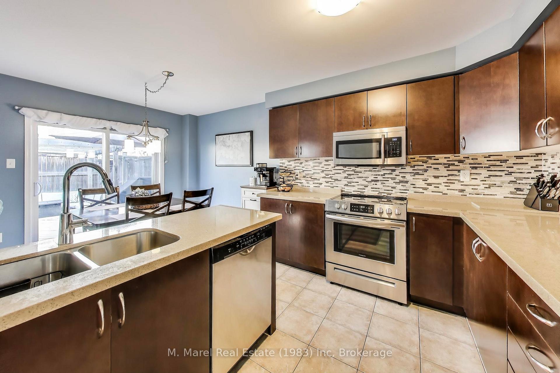 Photo 11 of 74 Bradley Avenue, Hamilton, Binbrook — HOMEH