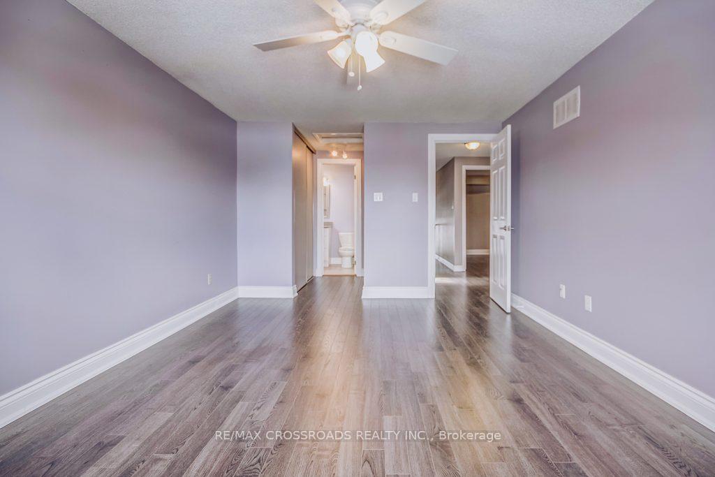 Photo 11 of 34 Noake Crescent, Ajax, Central — HOMEH