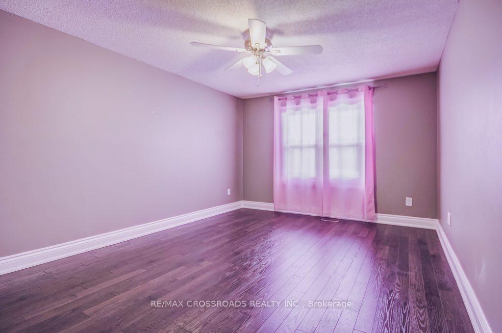 Photo 13 of 34 Noake Crescent, Ajax, Central — HOMEH