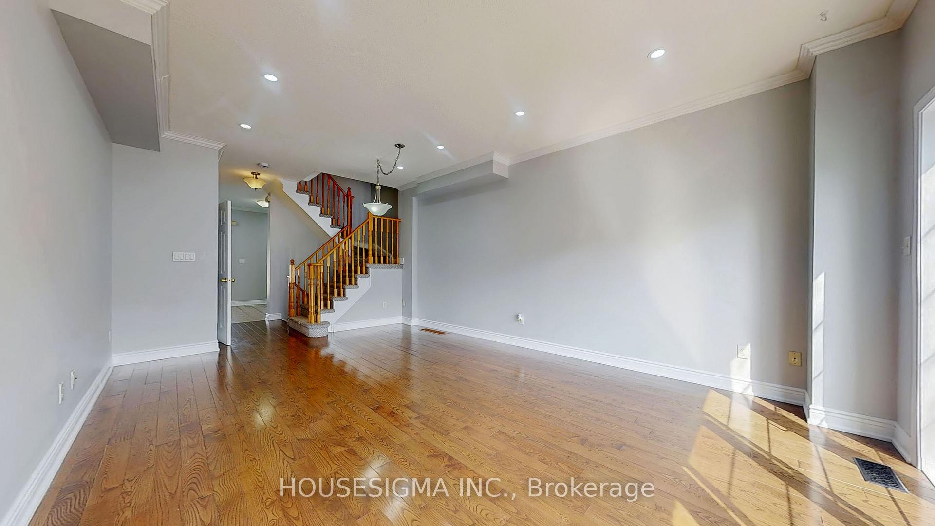 Photo 4 of 279 Monarch Avenue, Ajax, South West — HOMEH