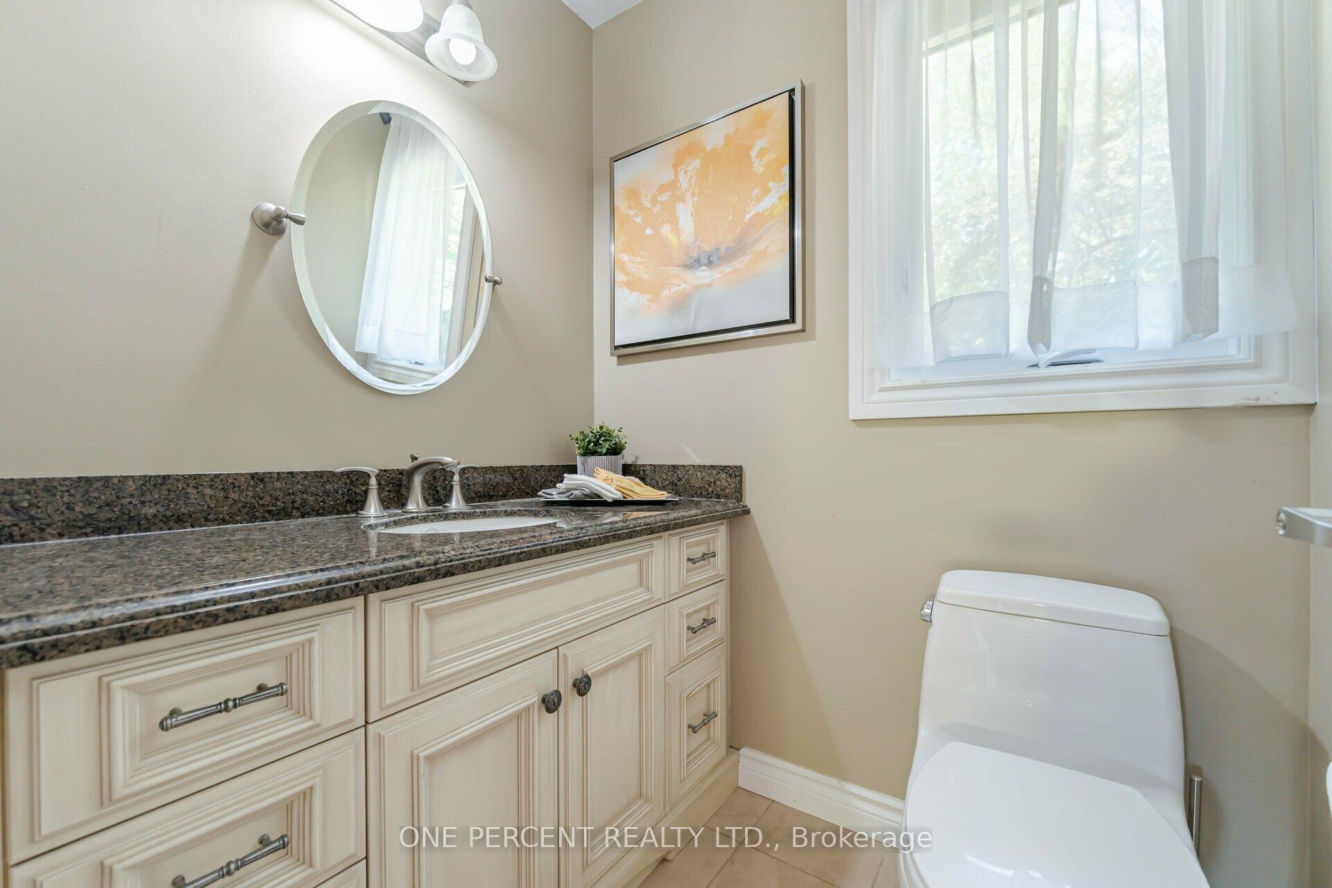 Photo 19 of 70 Palmer Circle, Caledon, Palgrave — HOMEH