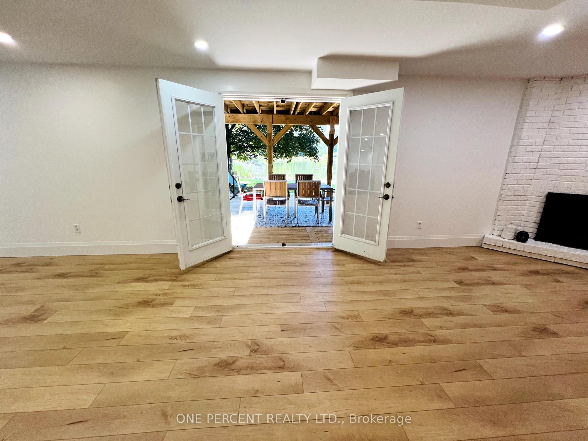 Photo 34 of 70 Palmer Circle, Caledon, Palgrave — HOMEH