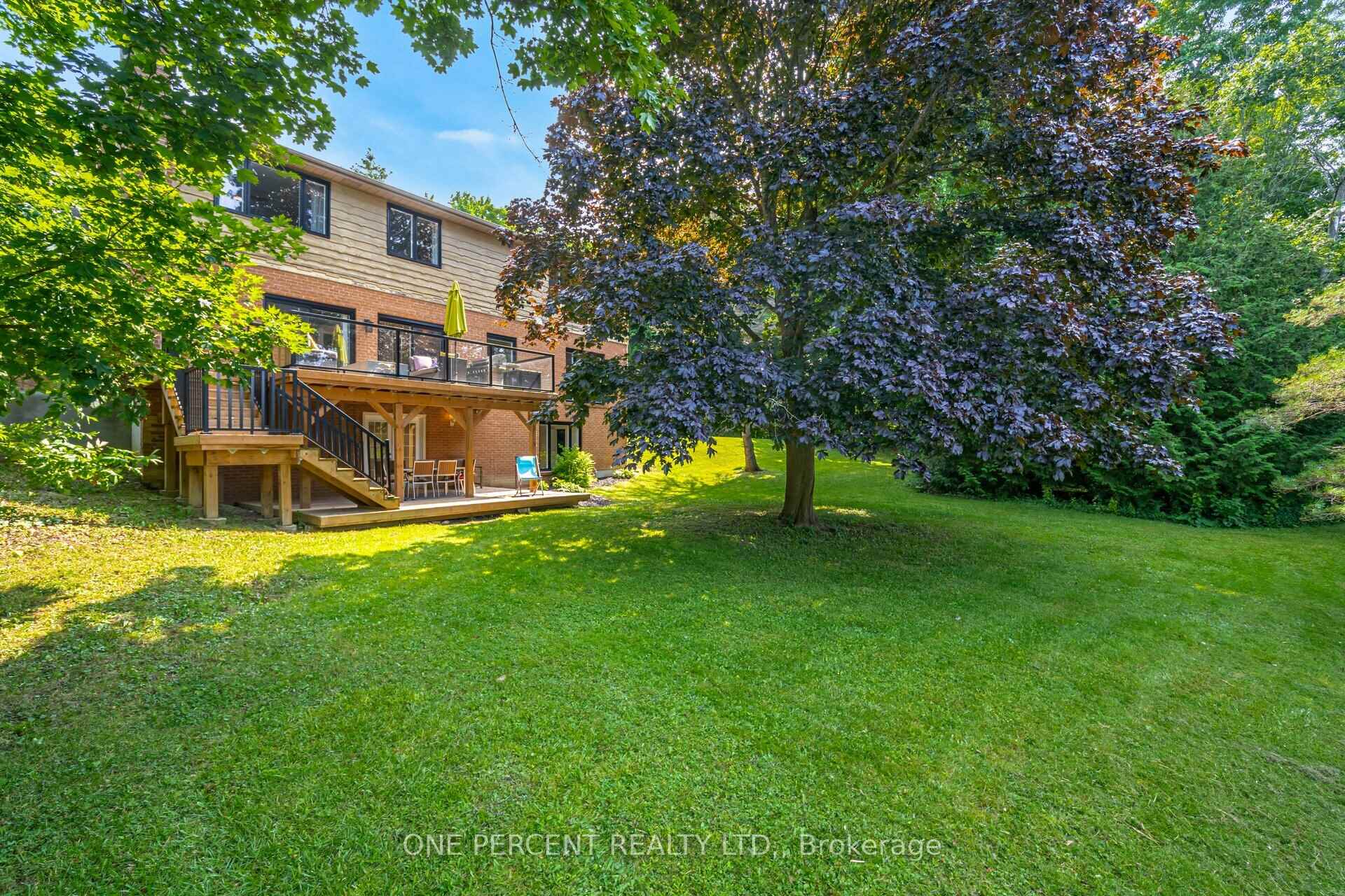 Photo 38 of 70 Palmer Circle, Caledon, Palgrave — HOMEH