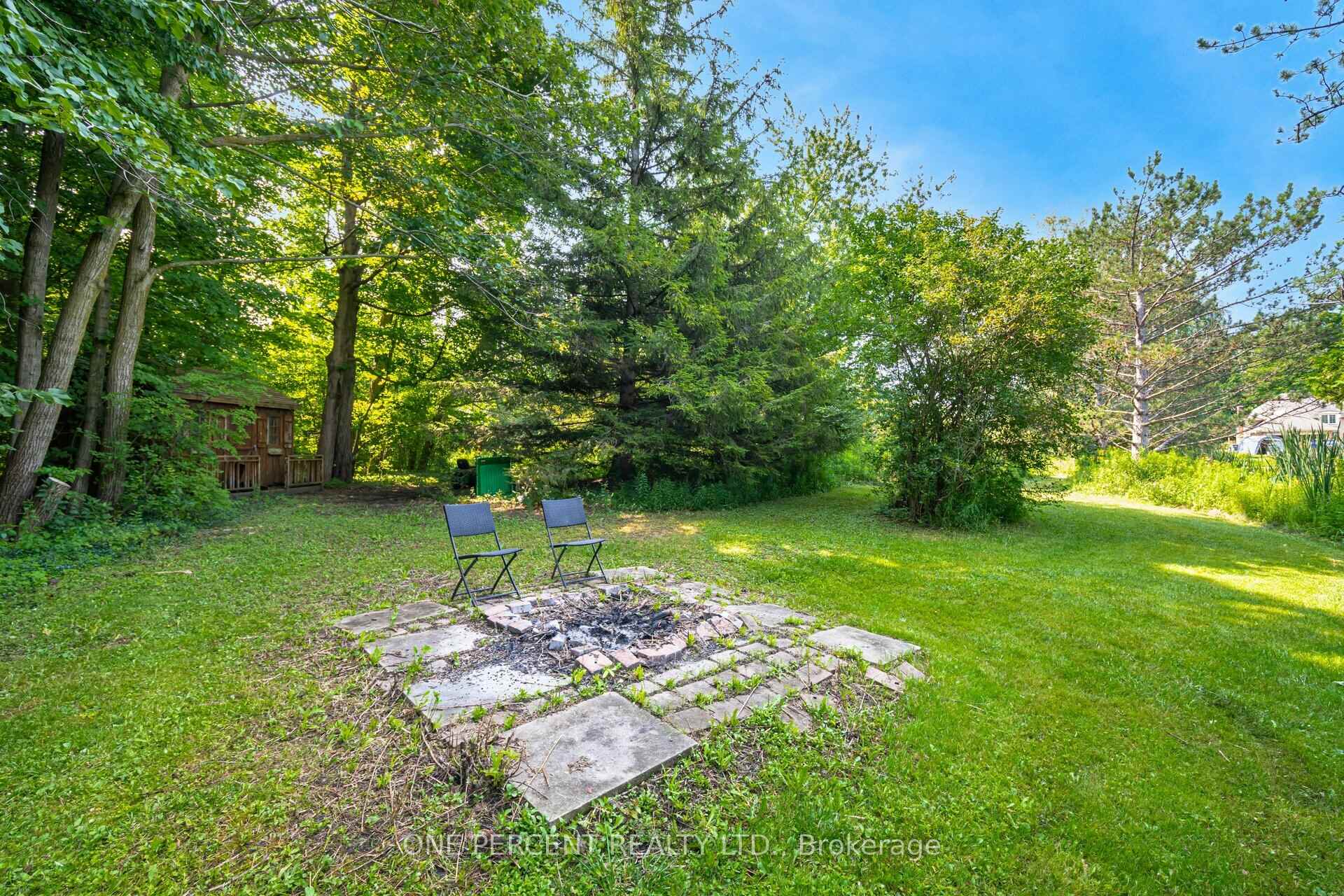 Photo 39 of 70 Palmer Circle, Caledon, Palgrave — HOMEH