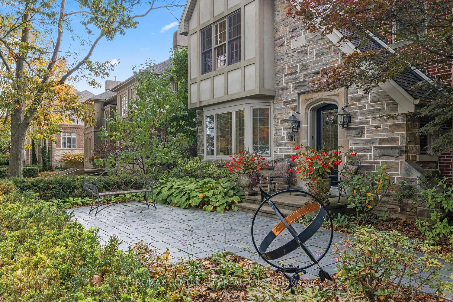 Photo 4 of 1025 Scenic Drive, Hamilton, Mountview — HOMEH