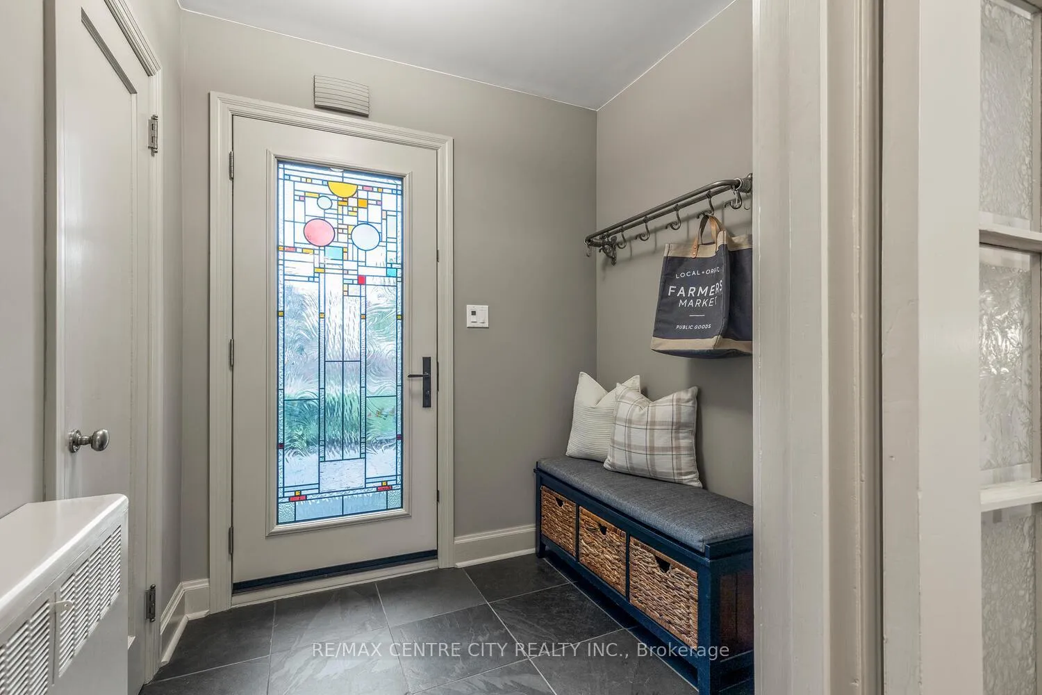 Photo 7 of 1025 Scenic Drive, Hamilton, Mountview — HOMEH