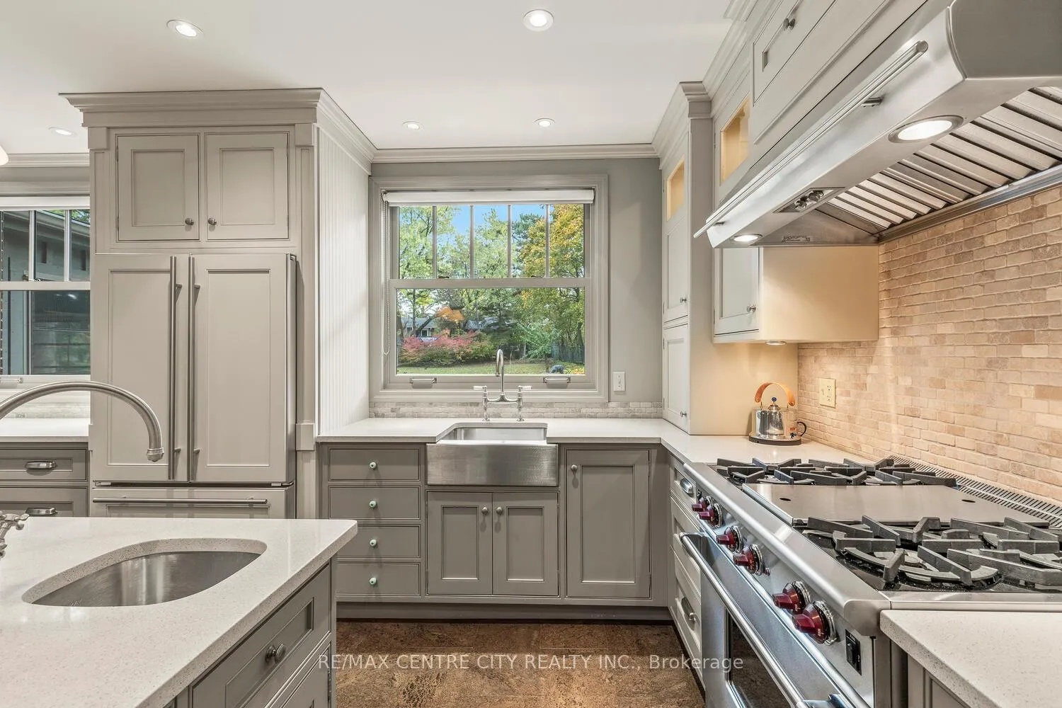 Photo 18 of 1025 Scenic Drive, Hamilton, Mountview — HOMEH