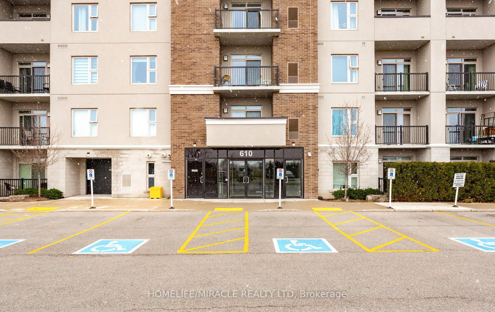 Photo 4 of Unit 116, 610 Farmstead Dr, Milton, Willmott — HOMEH
