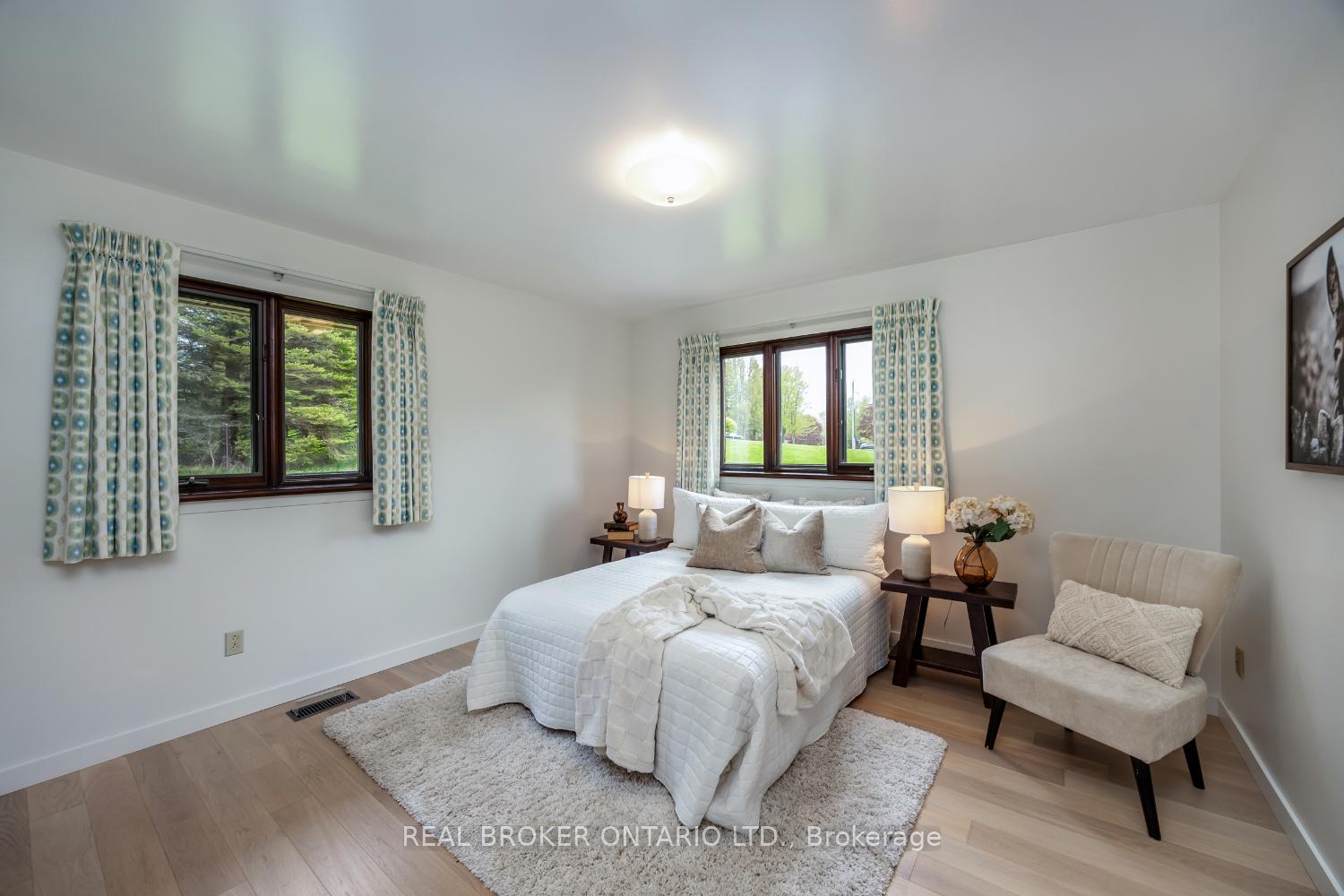 Photo 18 of 5 Hillside Court, Clarington, Rural Clarington — HOMEH