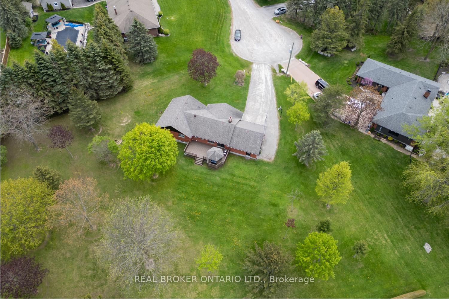 Photo 37 of 5 Hillside Court, Clarington, Rural Clarington — HOMEH