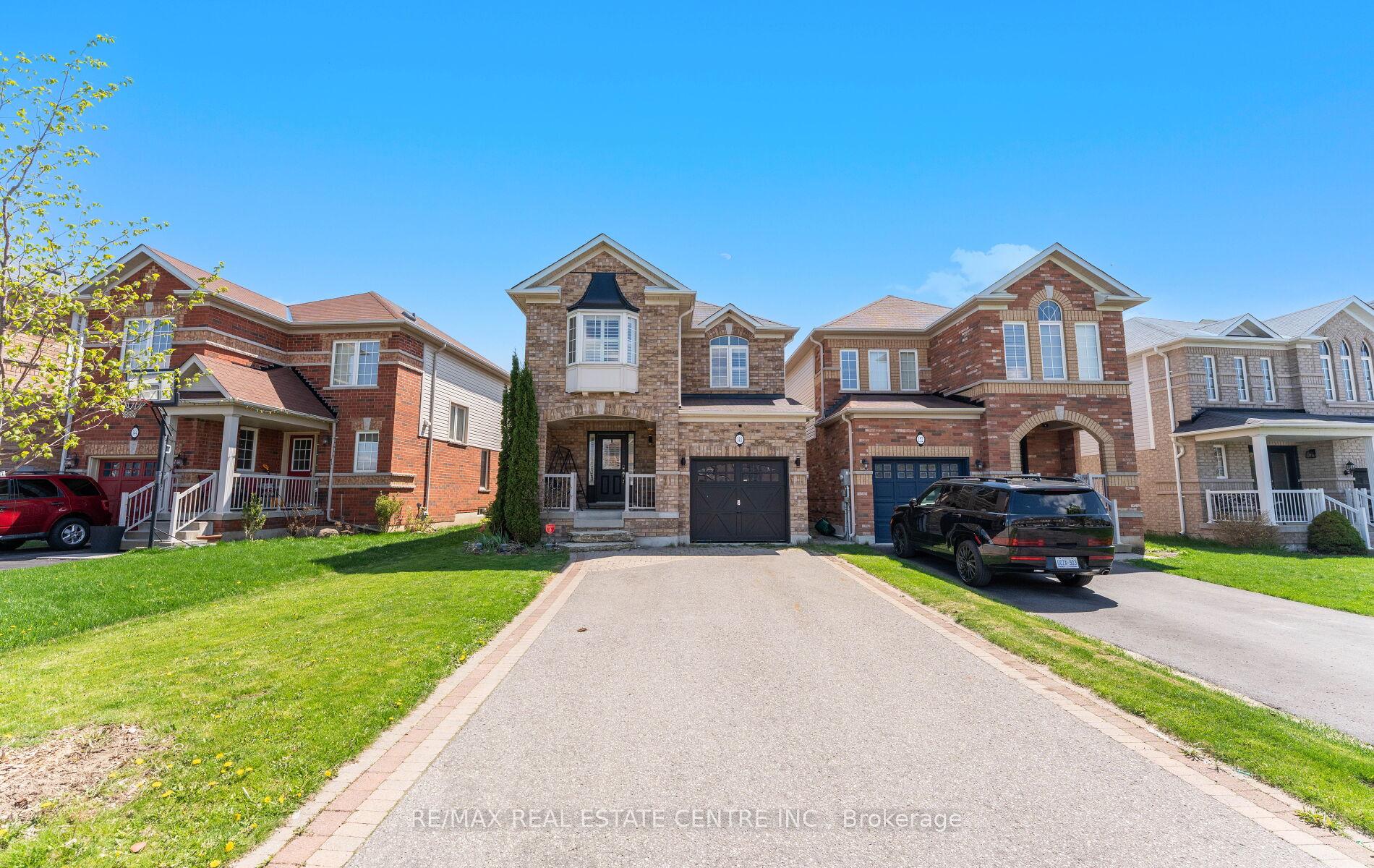Photo 2 of 148 Bathgate Crescent, Clarington, Courtice — HOMEH