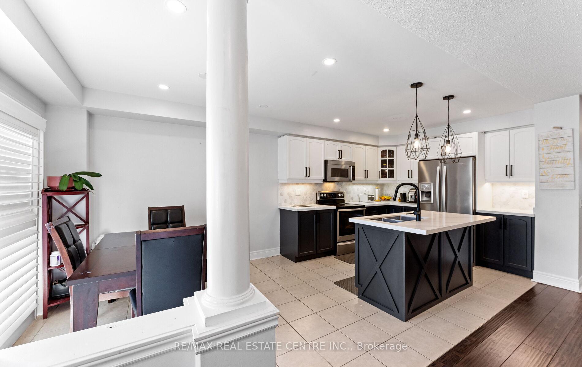 Photo 17 of 148 Bathgate Crescent, Clarington, Courtice — HOMEH