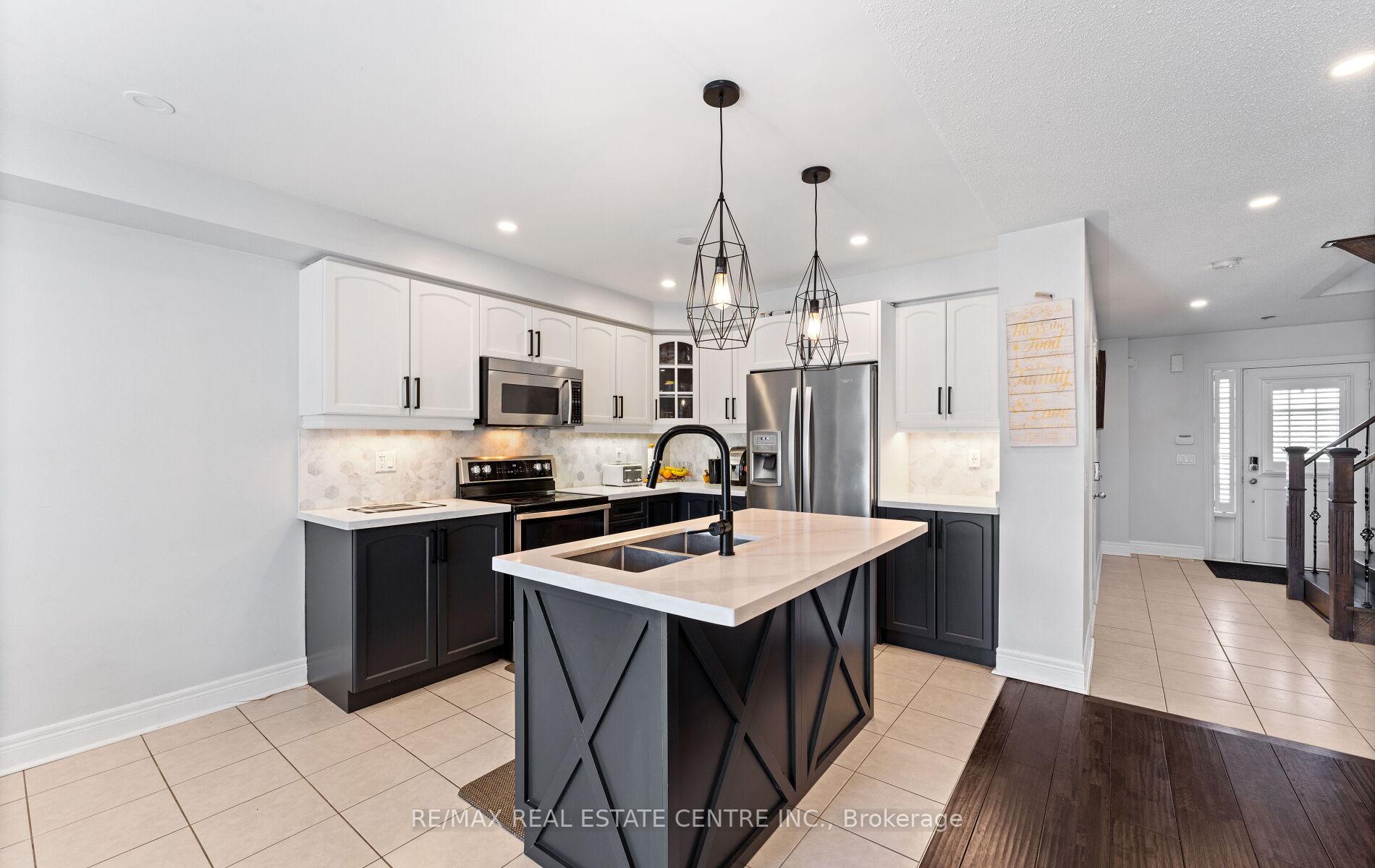 Photo 19 of 148 Bathgate Crescent, Clarington, Courtice — HOMEH