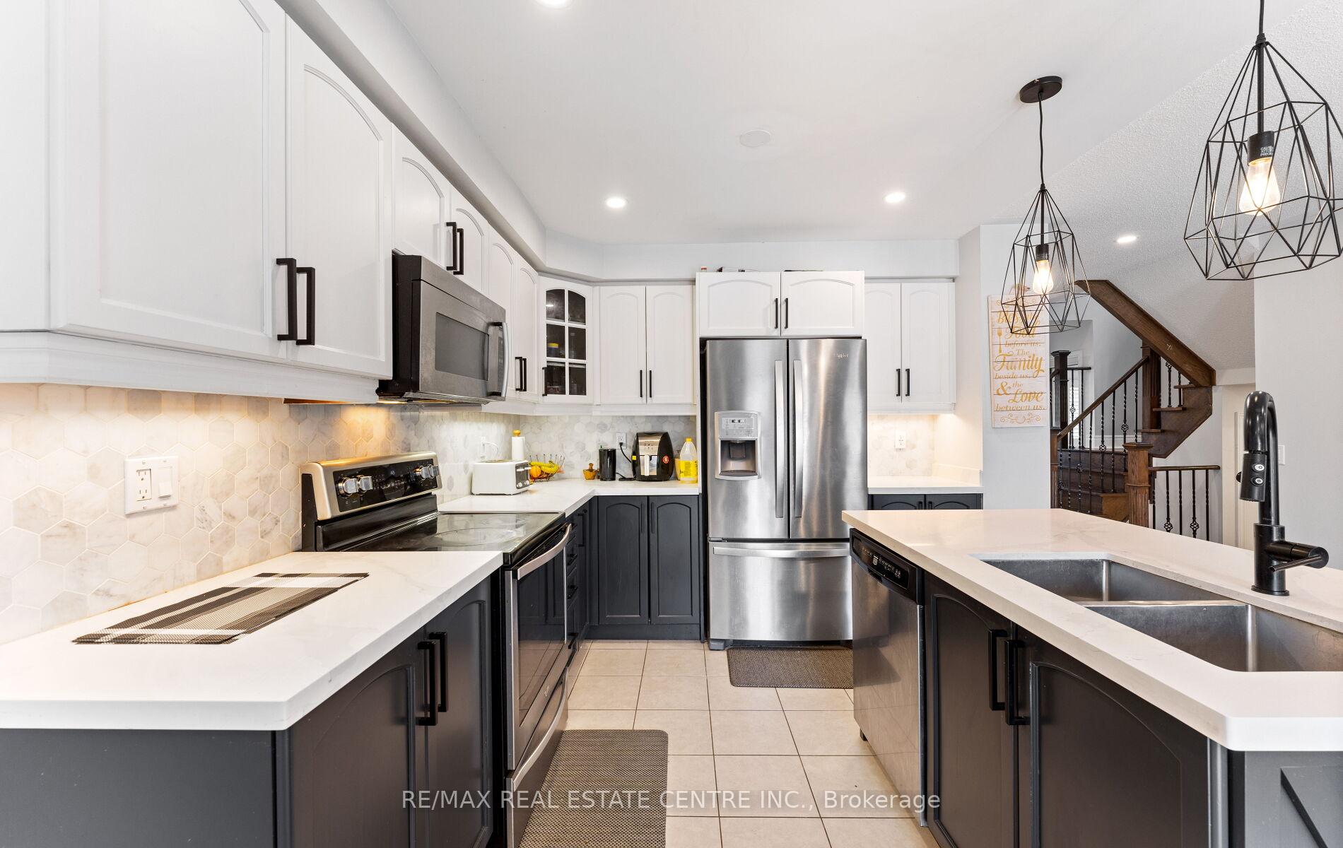 Photo 20 of 148 Bathgate Crescent, Clarington, Courtice — HOMEH