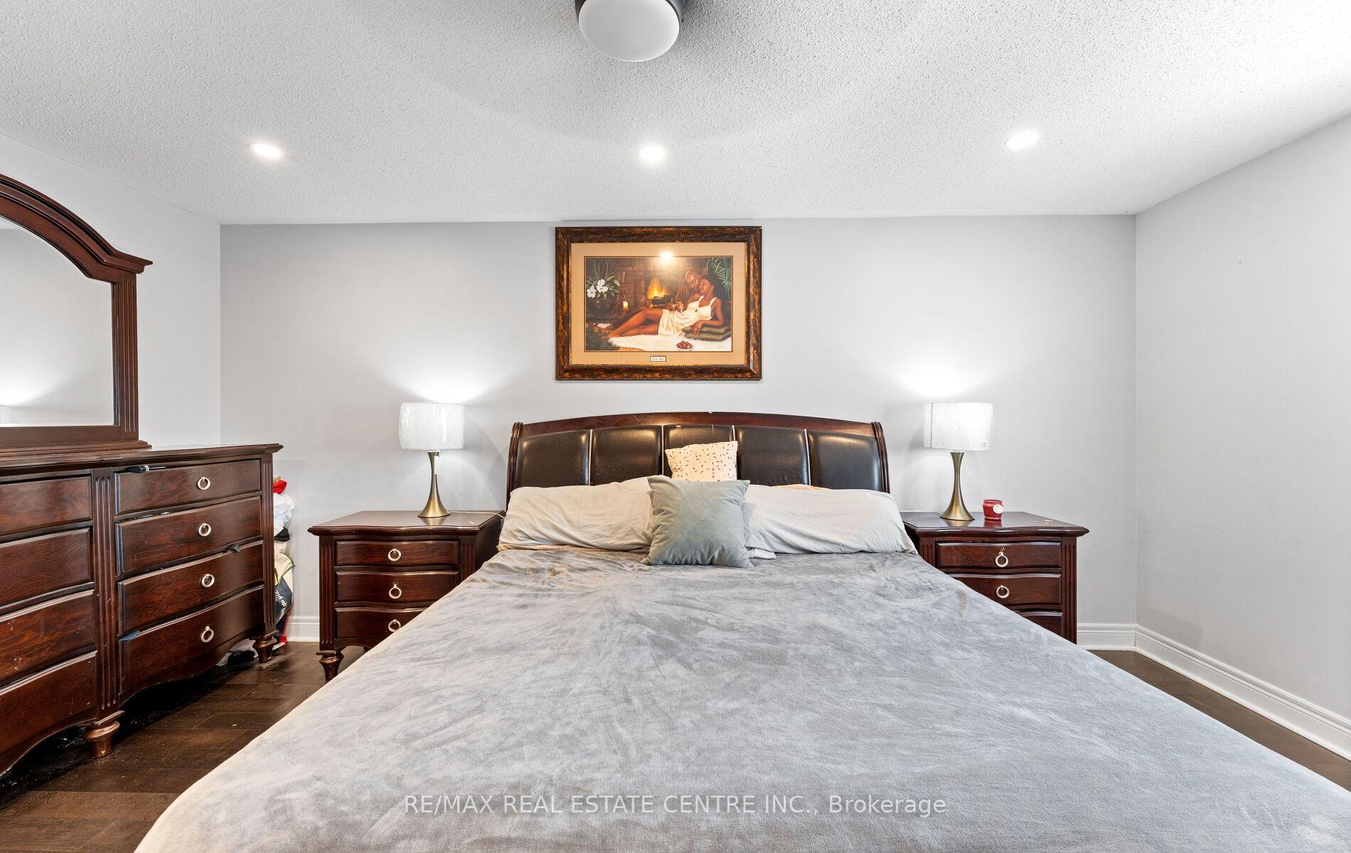 Photo 28 of 148 Bathgate Crescent, Clarington, Courtice — HOMEH