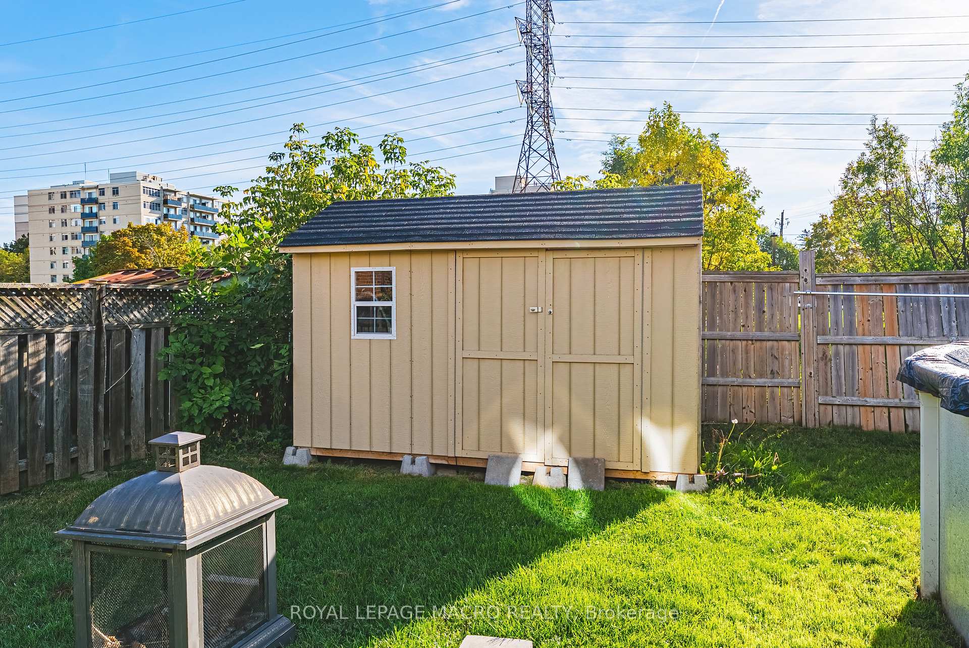 Photo 30 of 35 Ipswich Road, Hamilton, Bartonville — HOMEH
