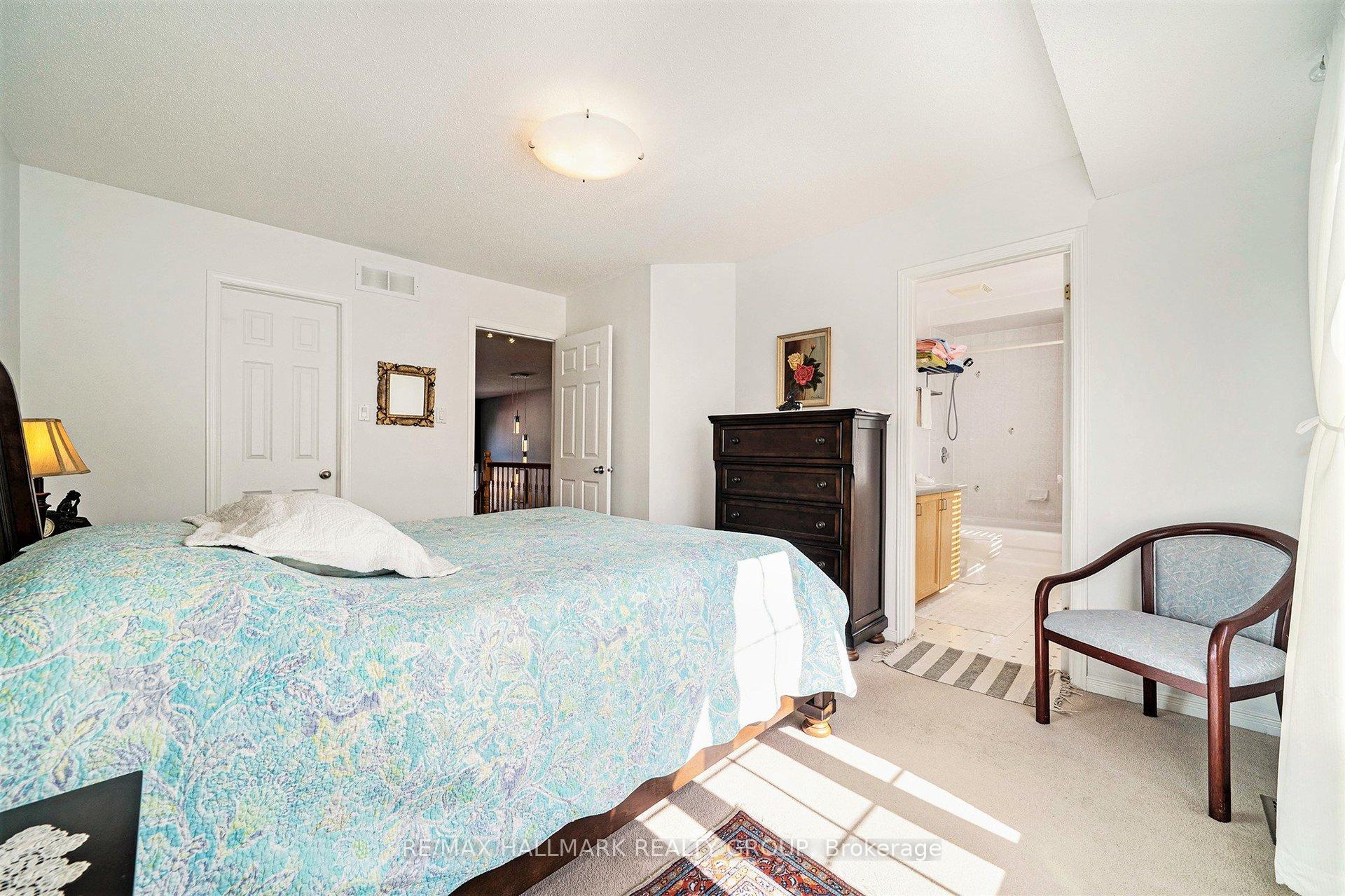 Photo 9 of 7 Maple Park Private, Ottawa, Upper Hunt Club — HOMEH