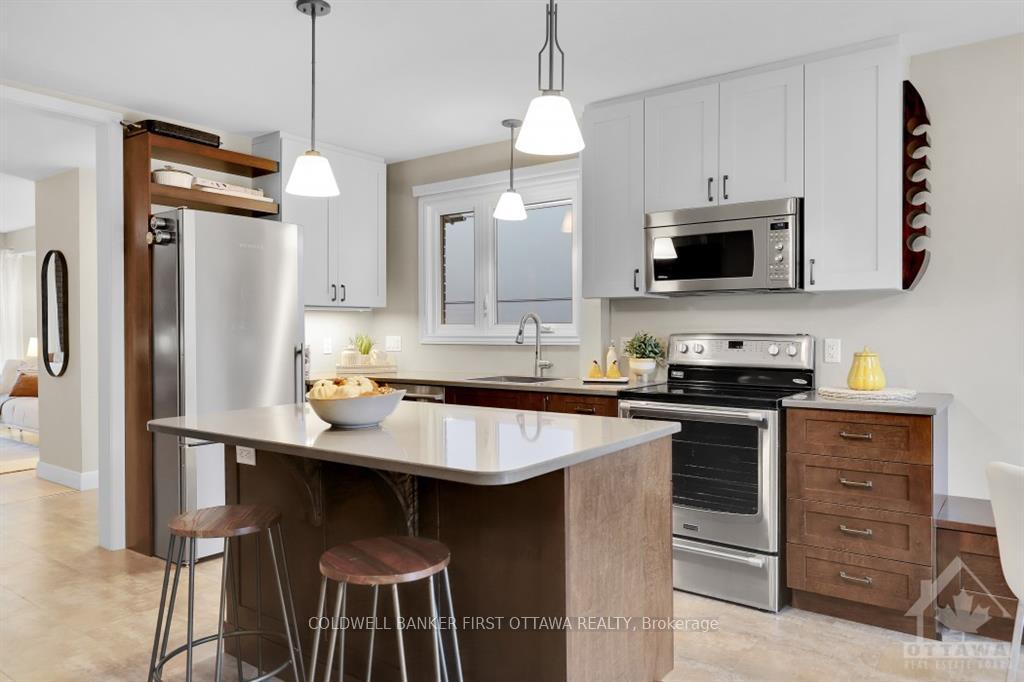 Photo 6 of 809 Maplewood Avenue, Ottawa, Queensway Terrace North — HOMEH