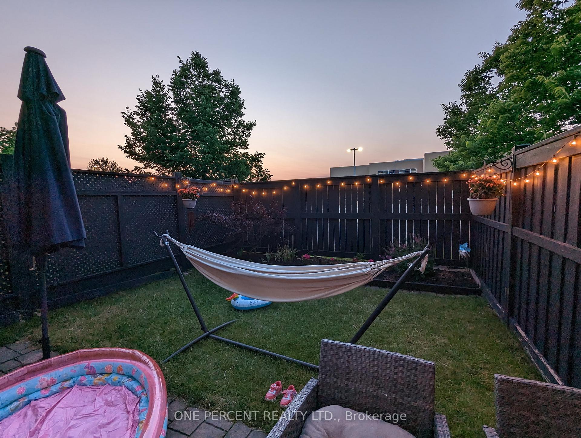Photo 36 of 38 Ohara Lane, Hamilton, Meadowlands — HOMEH