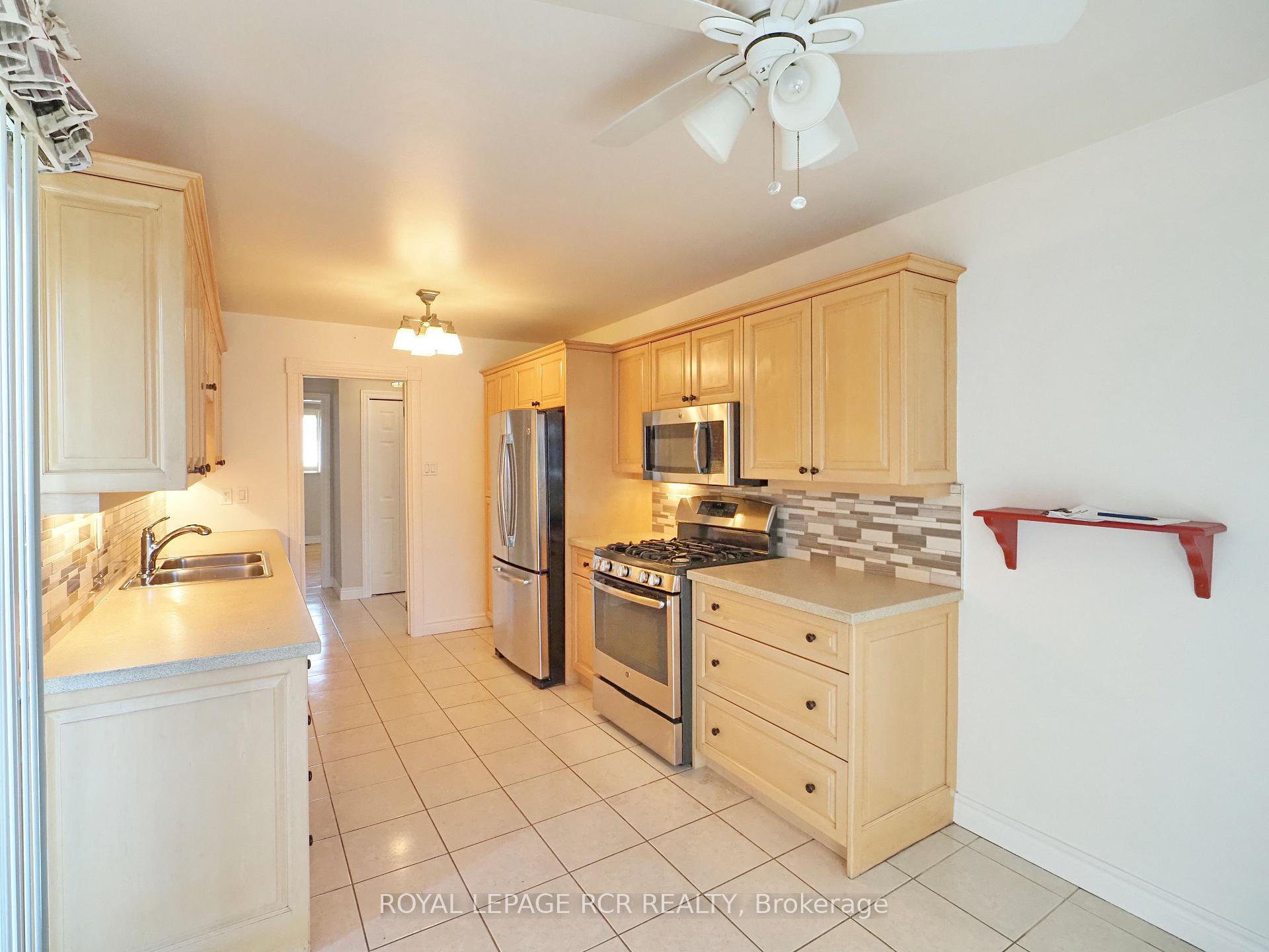 Photo 13 of 78 Birchview Crescent, Caledon, Bolton North — HOMEH