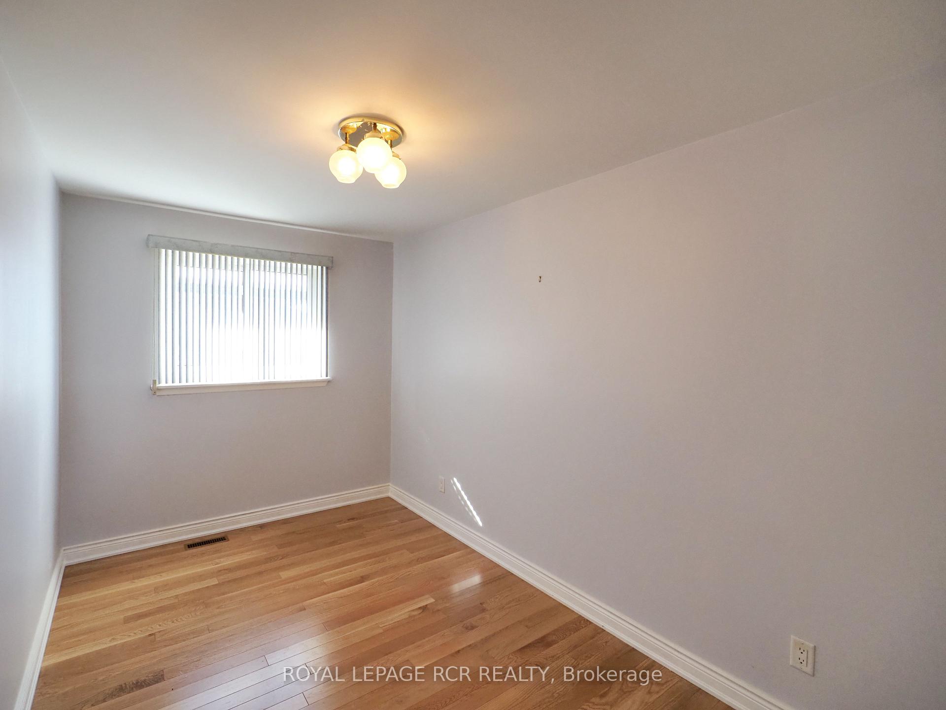 Photo 19 of 78 Birchview Crescent, Caledon, Bolton North — HOMEH