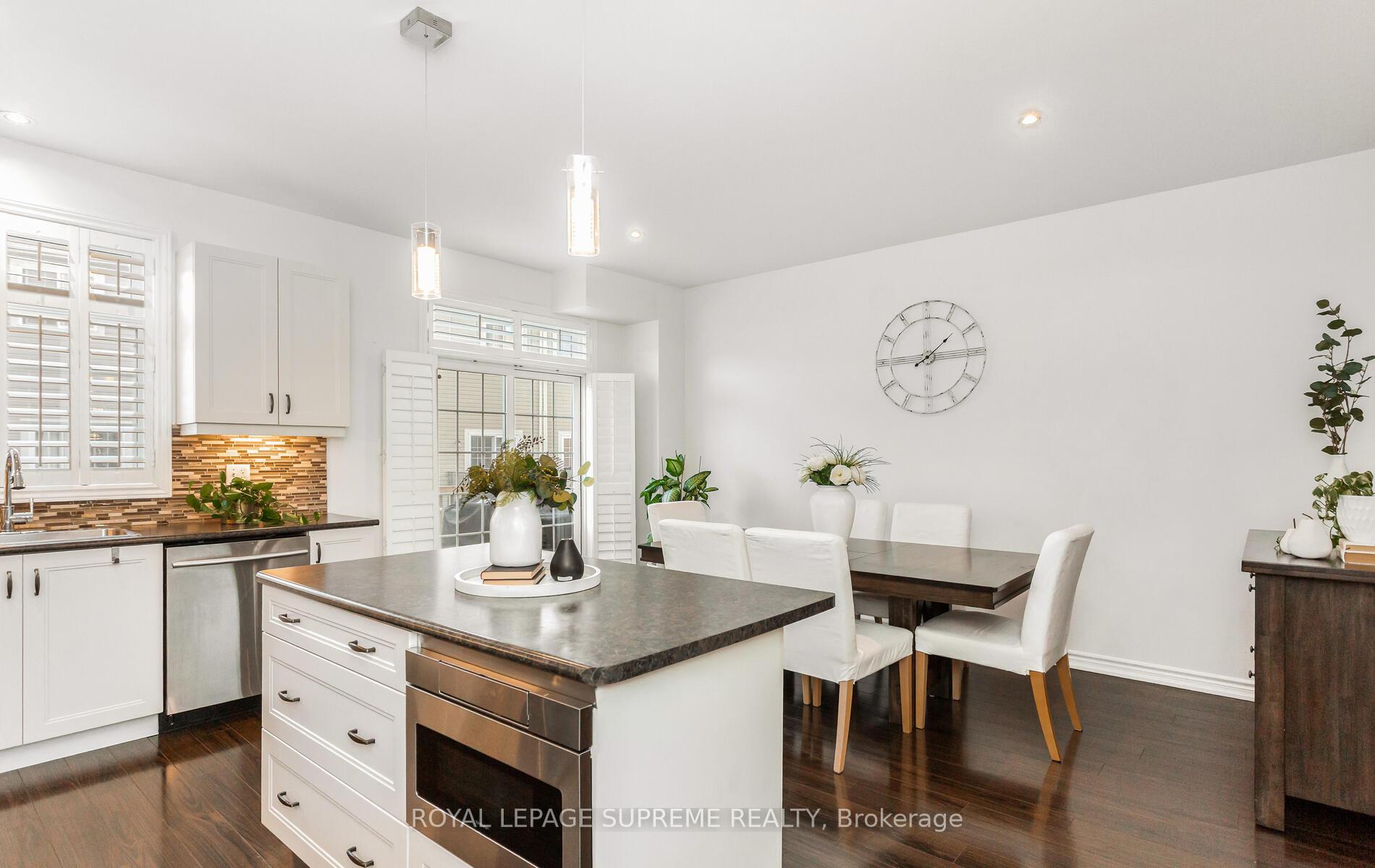 Photo 20 of 9 Savage Drive, Hamilton, Waterdown — HOMEH