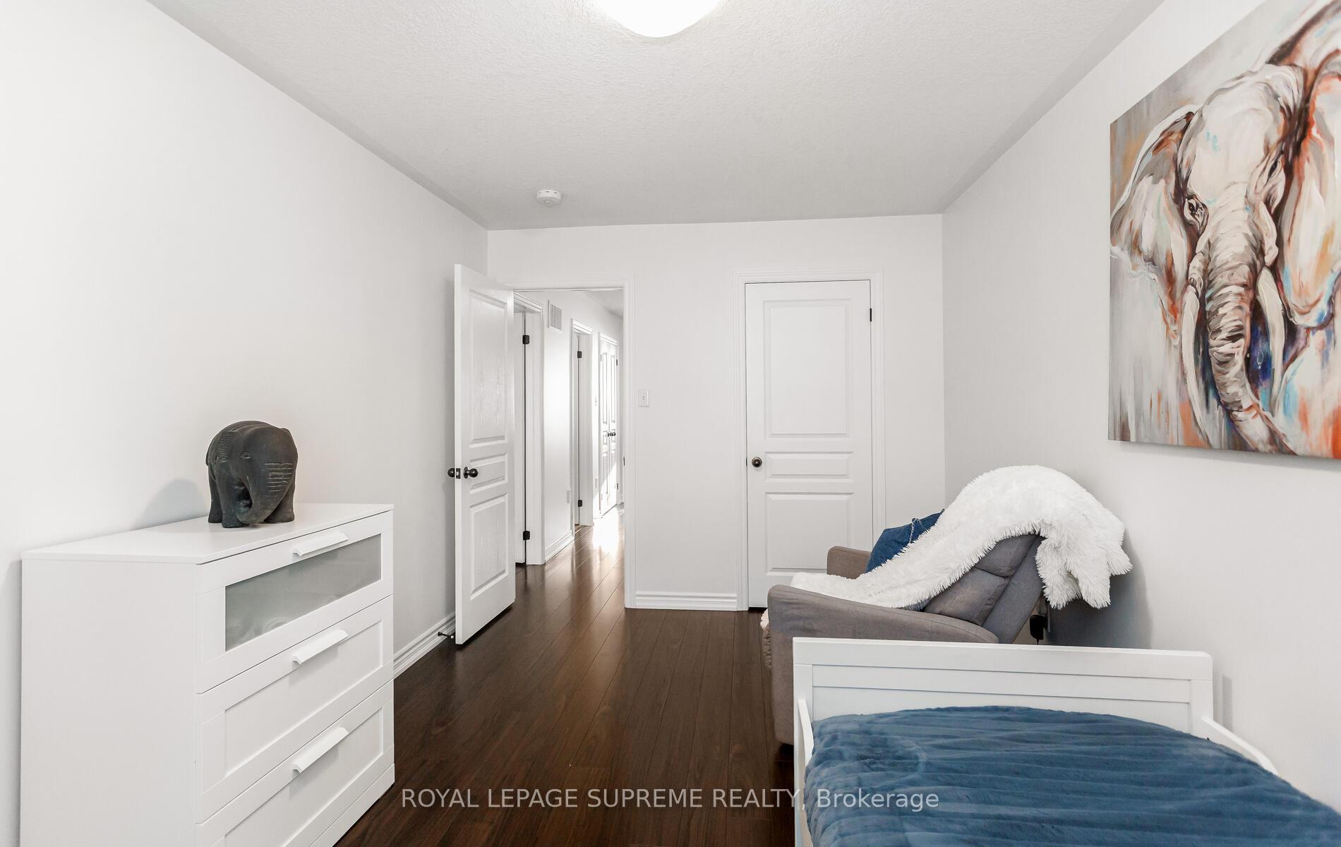 Photo 42 of 9 Savage Drive, Hamilton, Waterdown — HOMEH