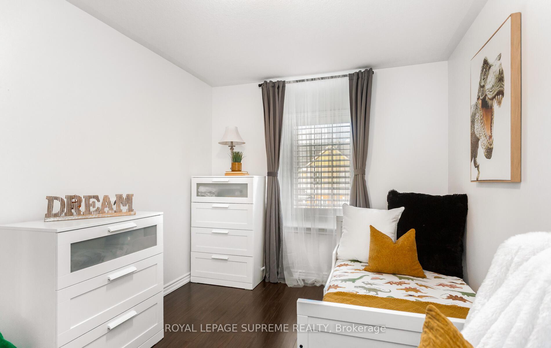 Photo 44 of 9 Savage Drive, Hamilton, Waterdown — HOMEH