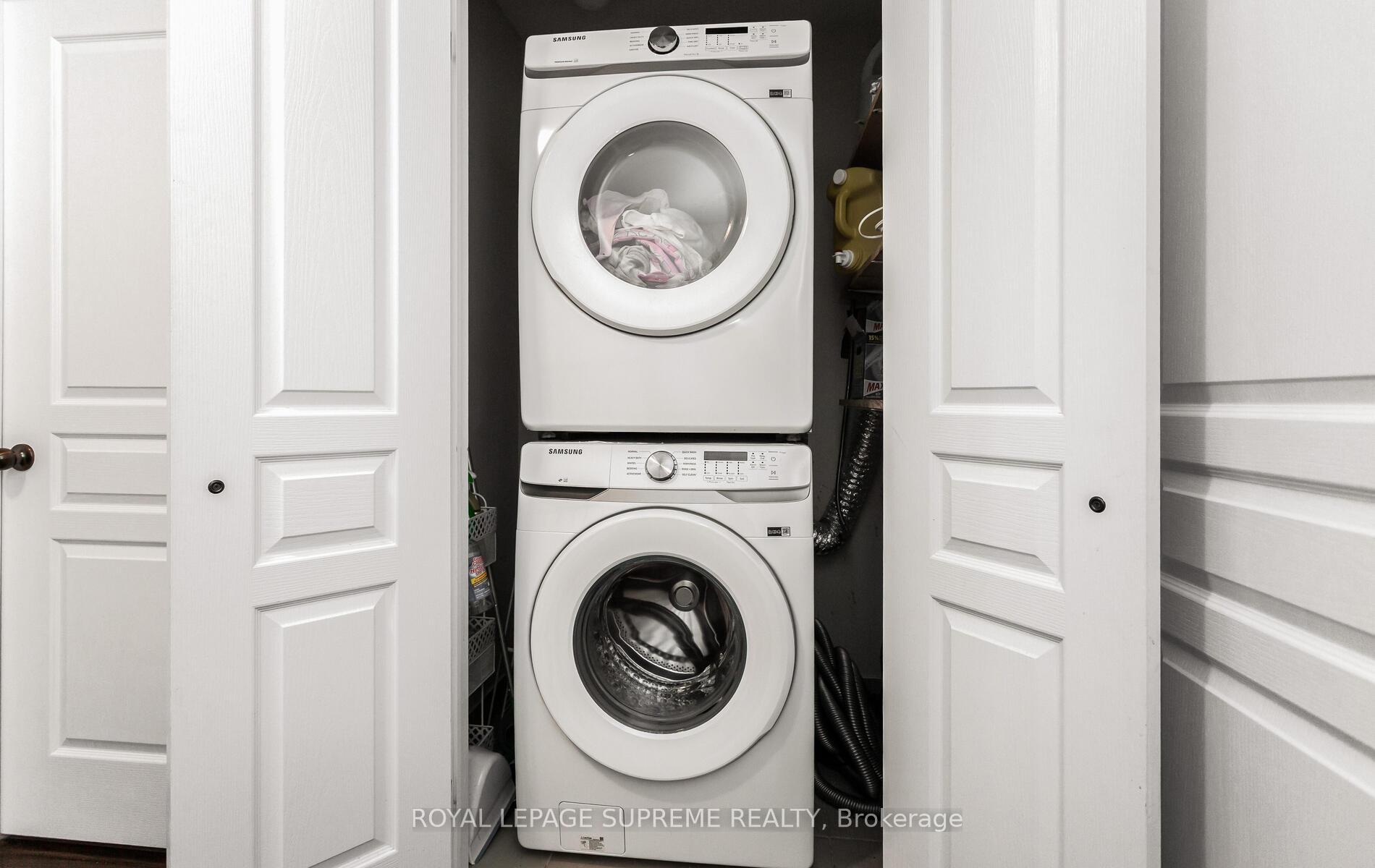Photo 47 of 9 Savage Drive, Hamilton, Waterdown — HOMEH
