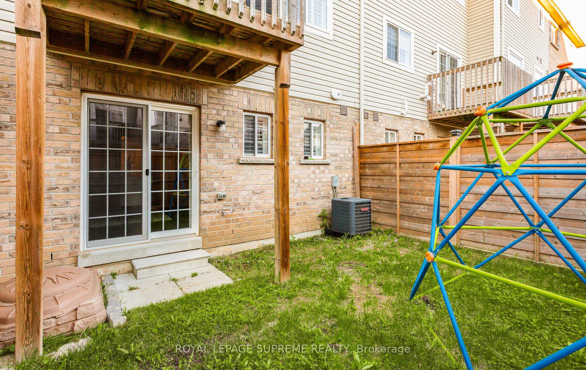 Photo 50 of 9 Savage Drive, Hamilton, Waterdown — HOMEH