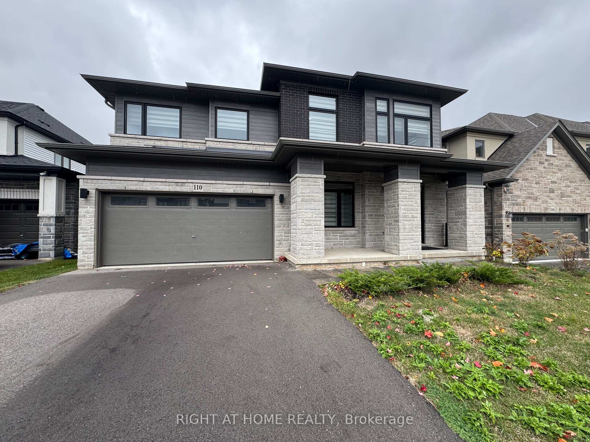 Photo 2 of 110 Daugaard Avenue, Brant, Paris — HOMEH